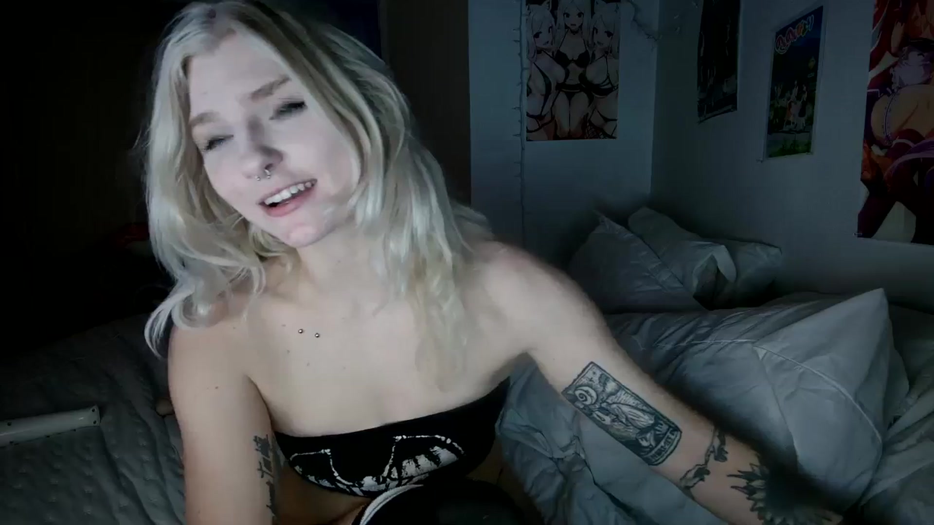 Gallery image thumbnail from DuckChan0's myfreecams stream on, 11/05/2023, 22:44 image 11 of 20