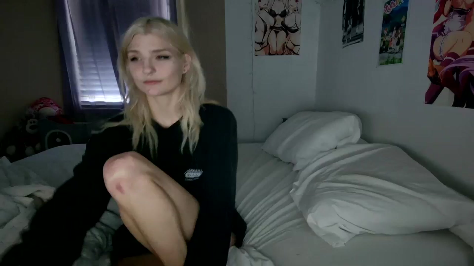 Gallery image thumbnail from DuckChan0's myfreecams stream on, 11/06/2023, 18:46 image 20 of 20