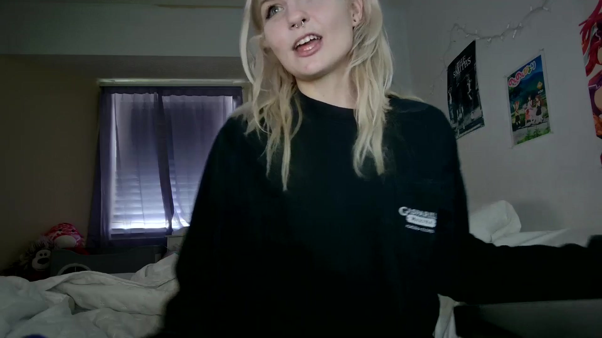 Gallery image thumbnail from DuckChan0's myfreecams stream on, 11/06/2023, 18:46 image 14 of 20