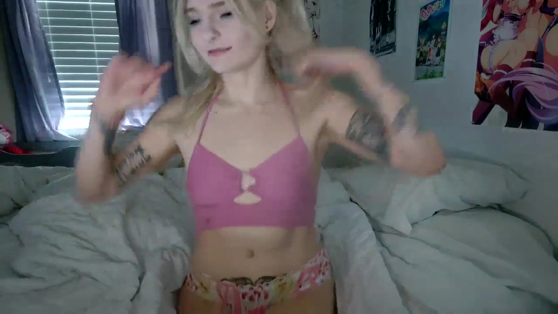 Gallery image thumbnail from DuckChan0's myfreecams stream on, 11/09/2023, 18:43 image 7 of 20