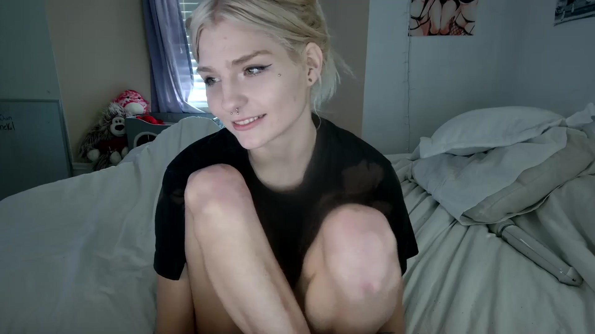 Gallery image thumbnail from DuckChan0's myfreecams stream on, 11/10/2023, 17:58 image 7 of 20
