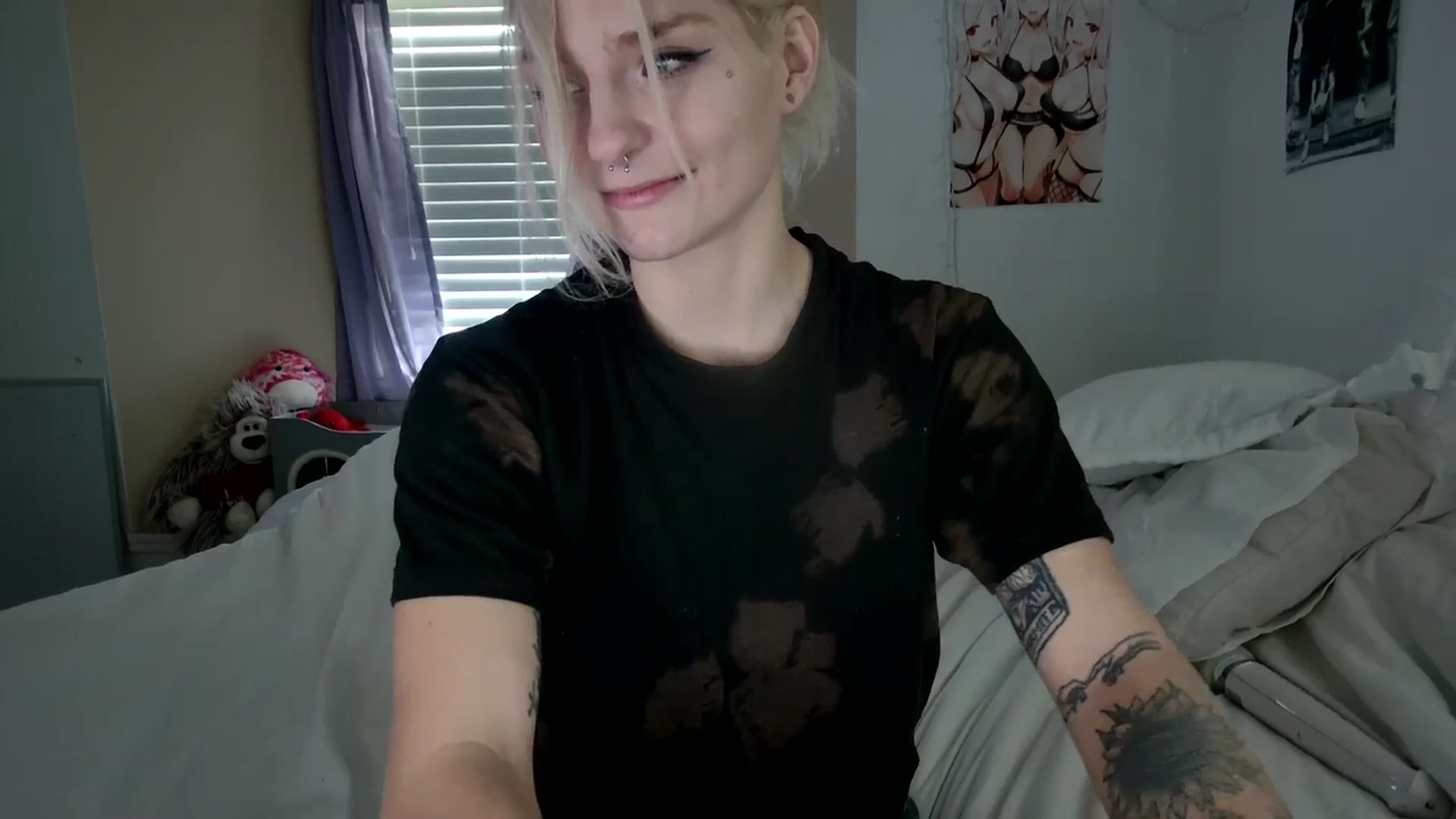 Gallery image thumbnail from DuckChan0's myfreecams stream on, 11/10/2023, 17:58 image 11 of 20