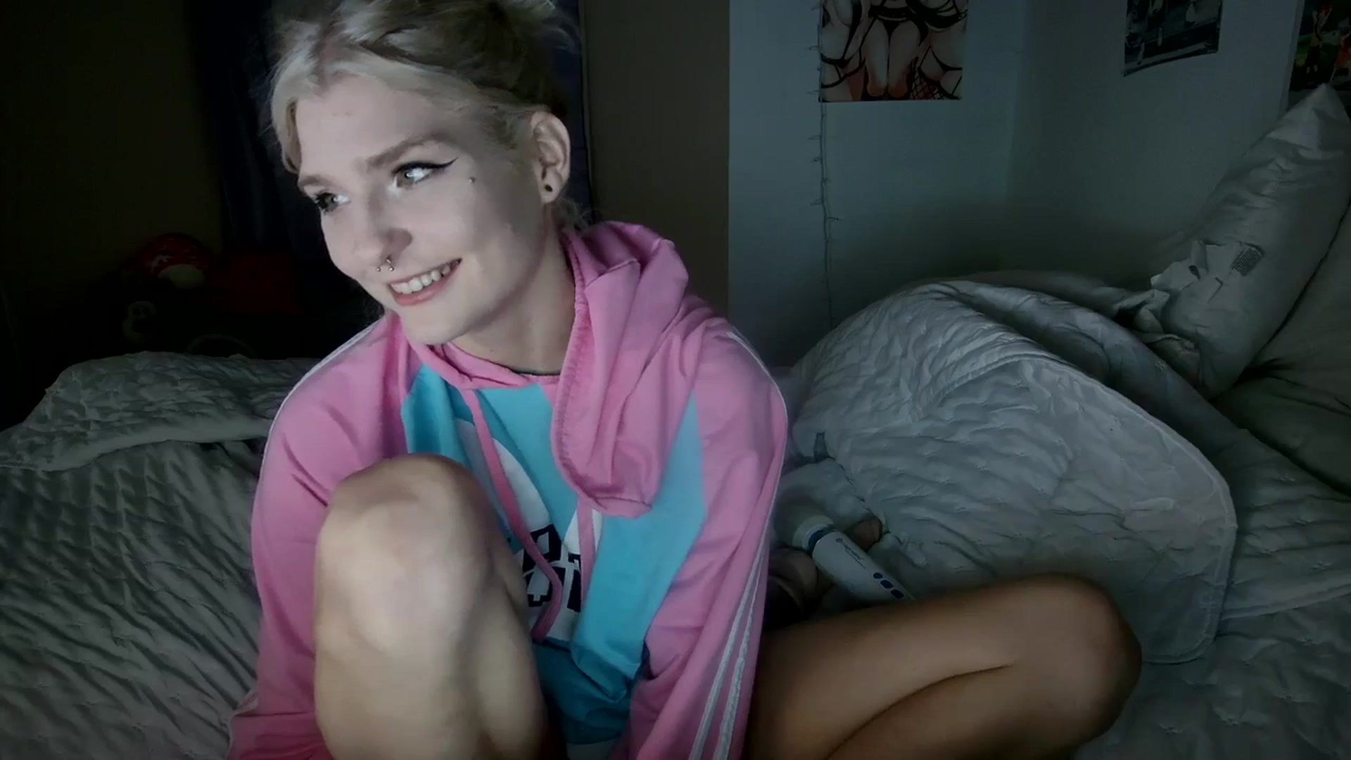 Gallery image thumbnail from DuckChan0's myfreecams stream on, 11/11/2023, 24:01 image 6 of 20
