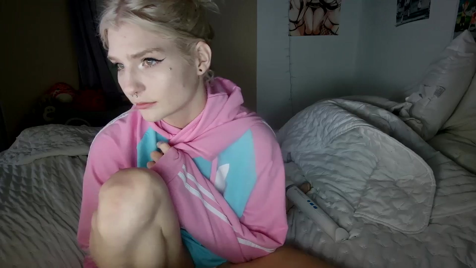 Gallery image thumbnail from DuckChan0's myfreecams stream on, 11/11/2023, 24:01 image 5 of 20