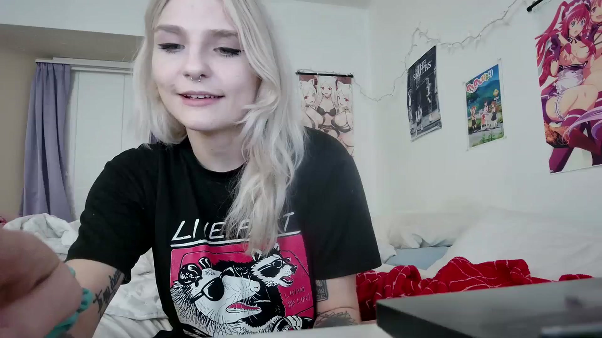 Gallery image thumbnail from DuckChan0's myfreecams stream on, 11/14/2023, 24:21 image 7 of 20