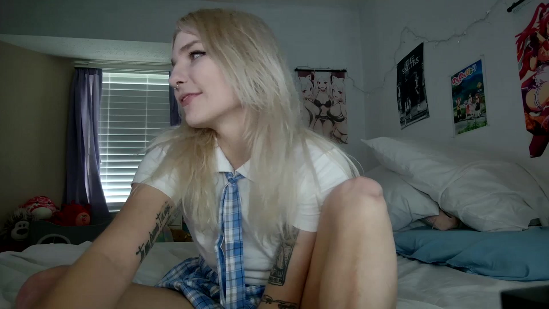 Gallery image thumbnail from DuckChan0's myfreecams stream on, 11/14/2023, 15:39 image 15 of 20