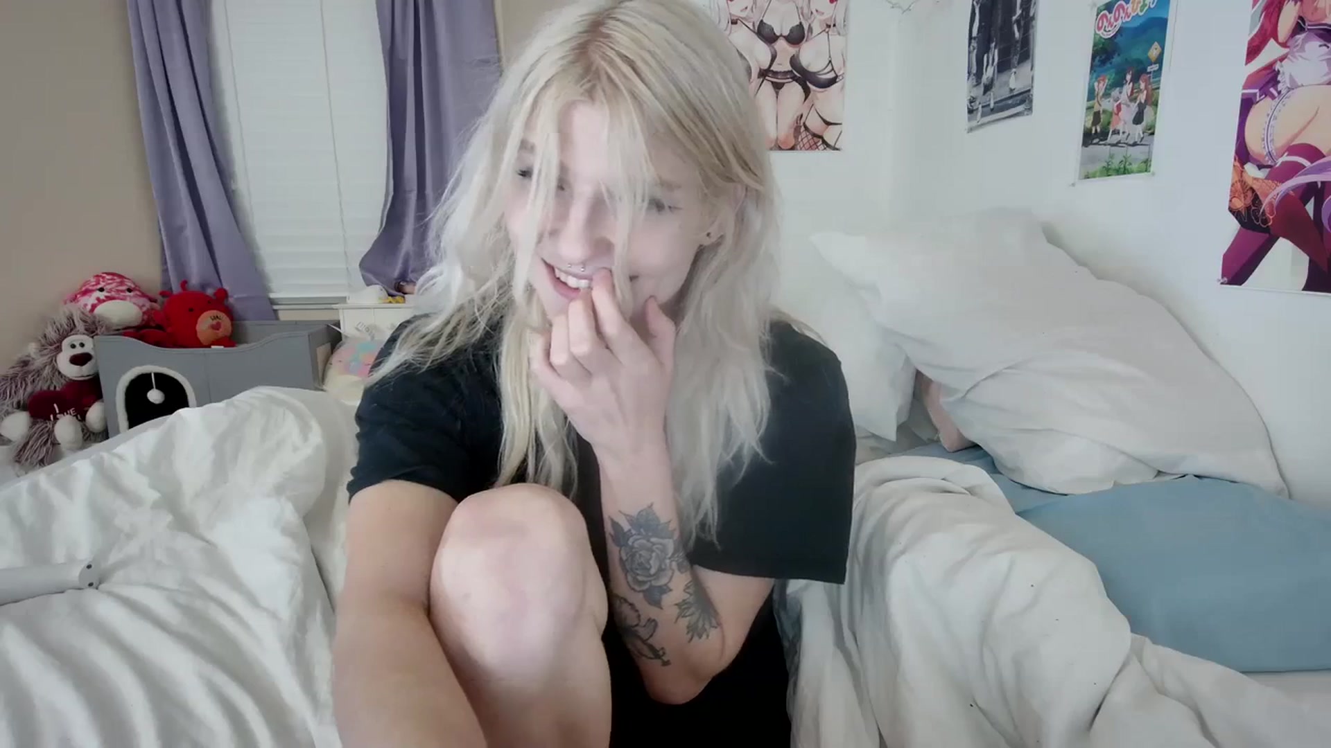 Gallery image thumbnail from DuckChan0's myfreecams stream on, 11/14/2023, 22:40 image 9 of 20