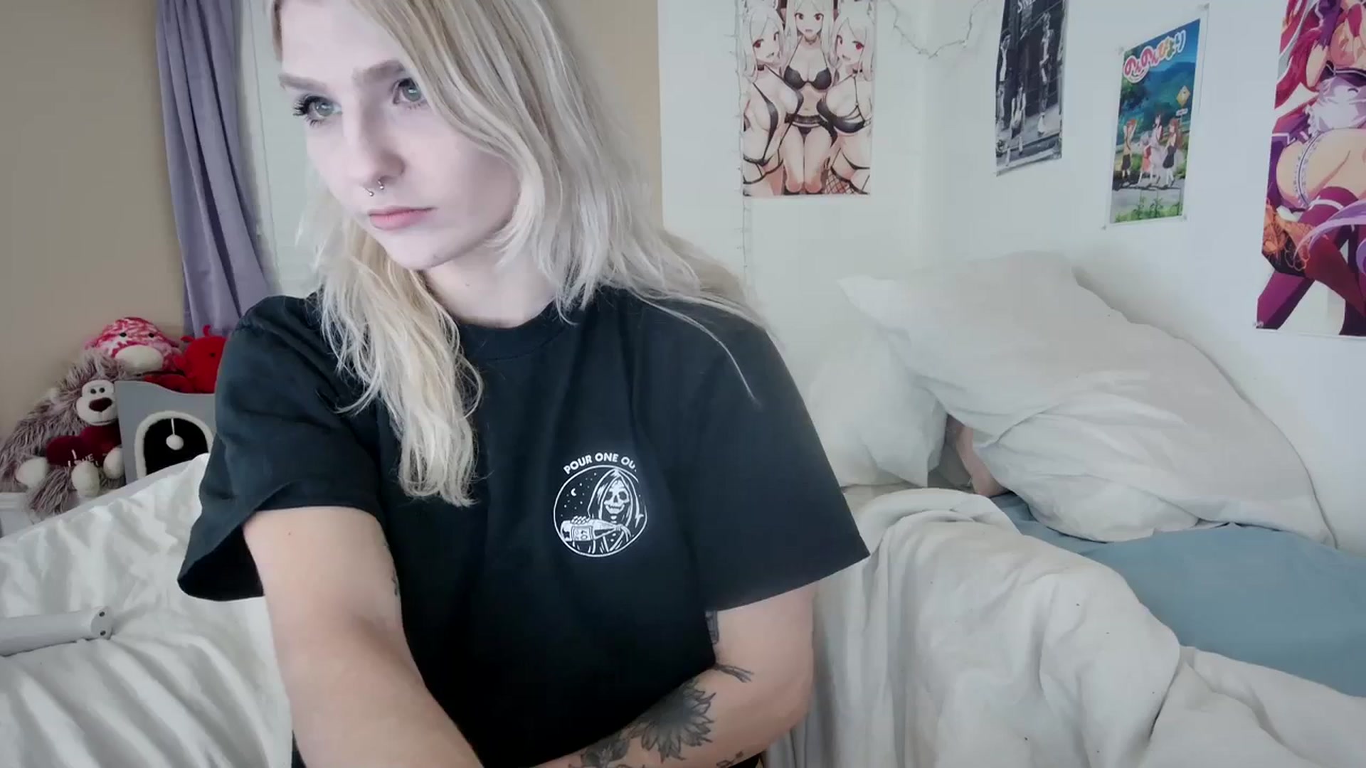 Gallery image thumbnail from DuckChan0's myfreecams stream on, 11/14/2023, 22:40 image 6 of 20