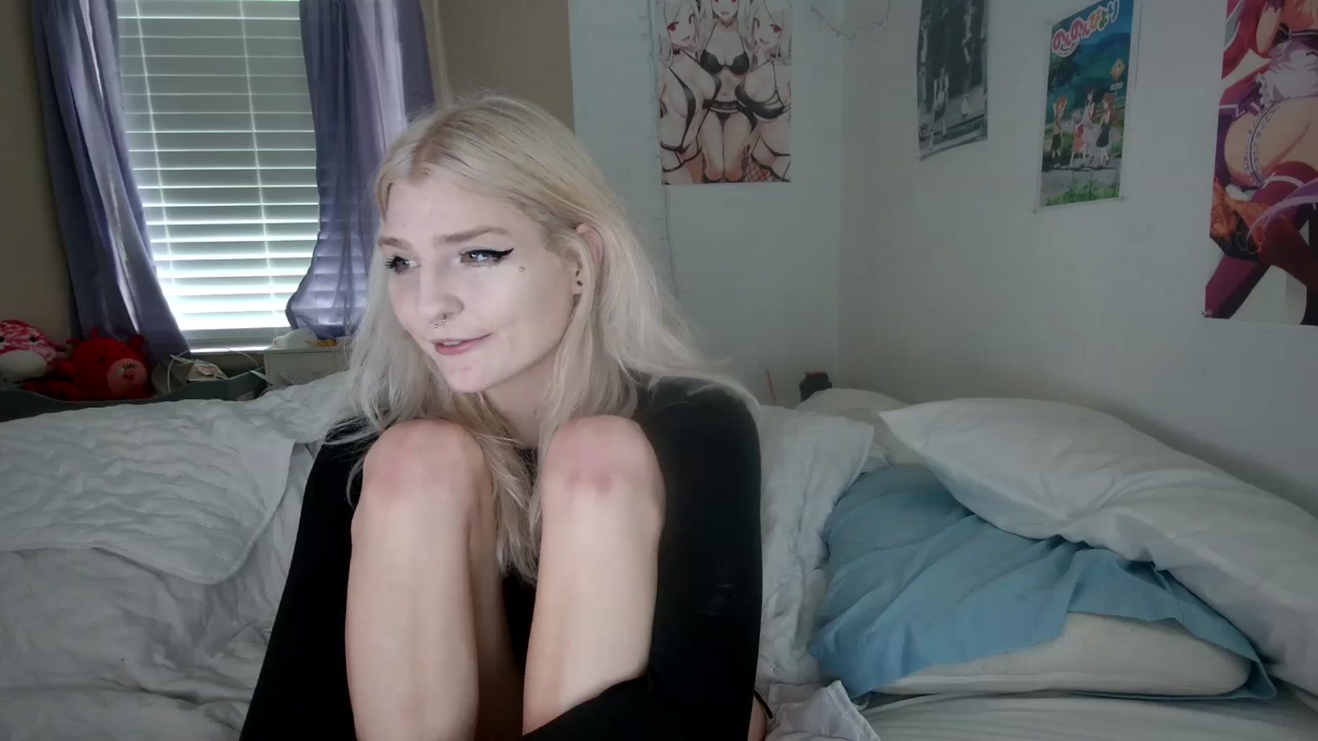 Gallery image thumbnail from DuckChan0's myfreecams stream on, 11/17/2023, 16:57 image 16 of 20