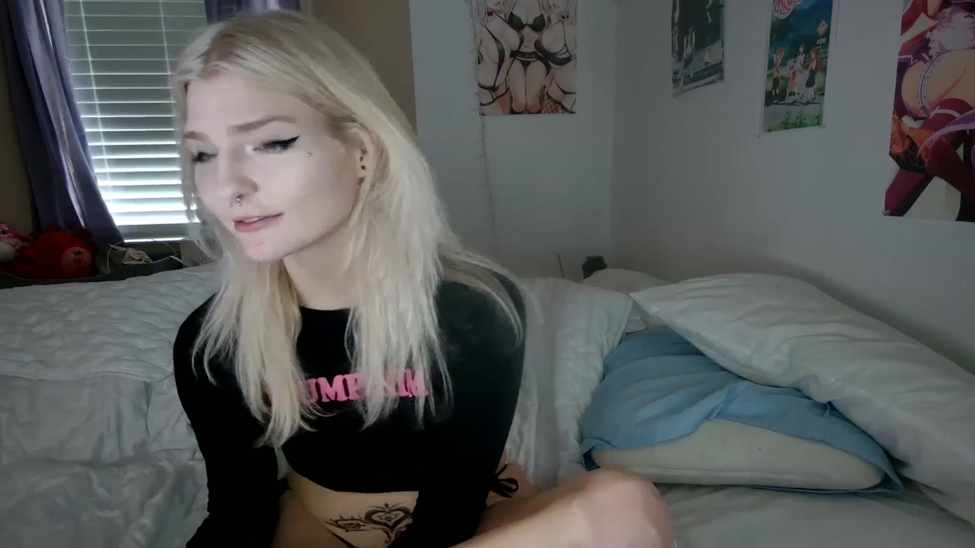 Gallery image thumbnail from DuckChan0's myfreecams stream on, 11/17/2023, 16:57 image 11 of 20