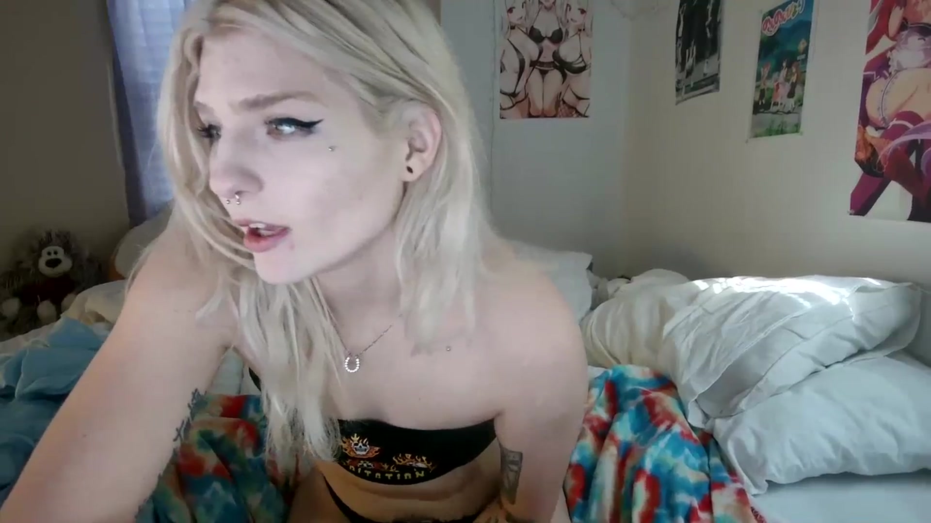 Gallery image thumbnail from DuckChan0's myfreecams stream on, 11/20/2023, 17:54 image 19 of 20