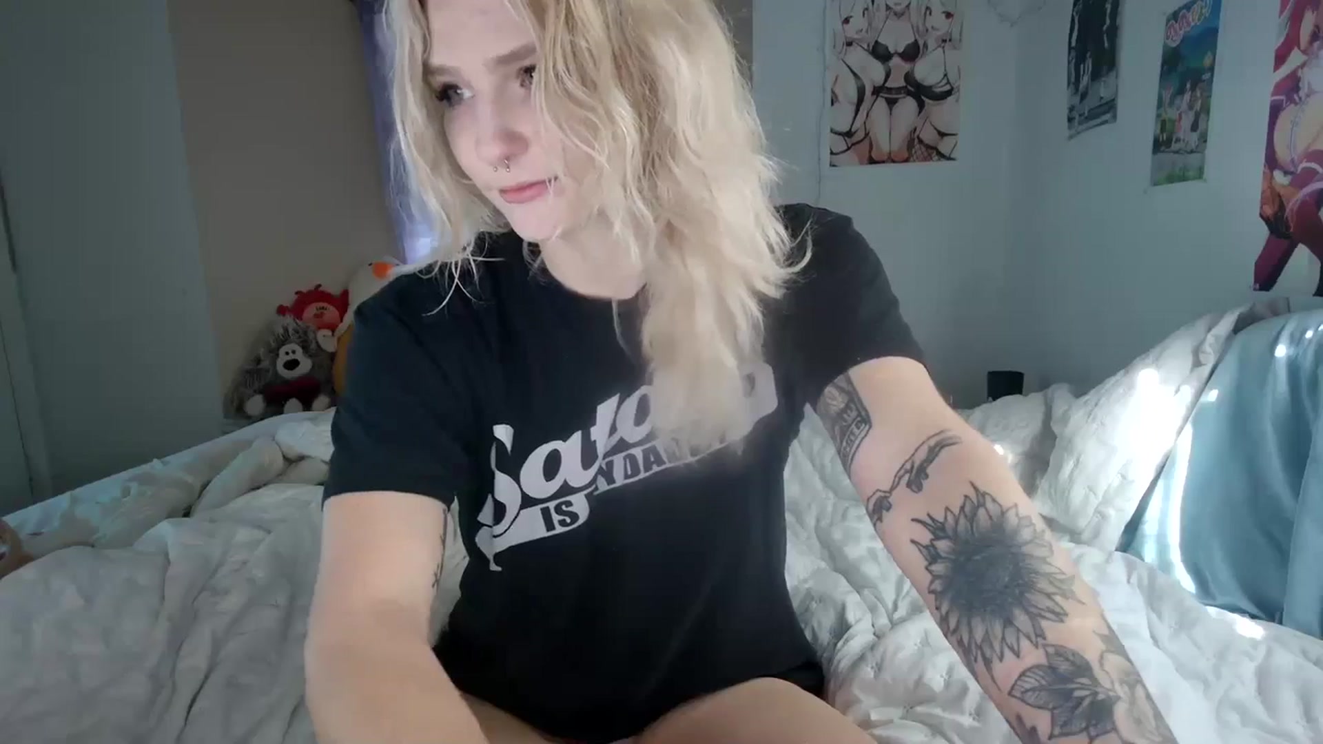 Gallery image thumbnail from DuckChan0's myfreecams stream on, 11/22/2023, 17:57 image 7 of 20