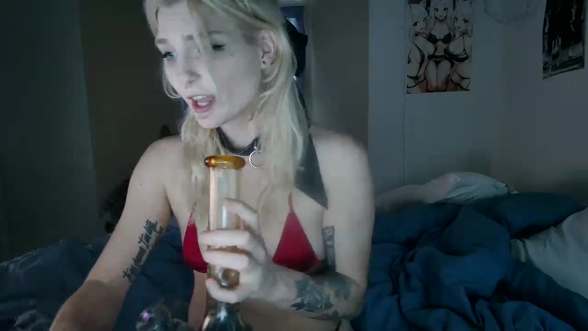 Gallery image thumbnail from DuckChan0's myfreecams stream on, 11/27/2023, 19:04 image 8 of 20