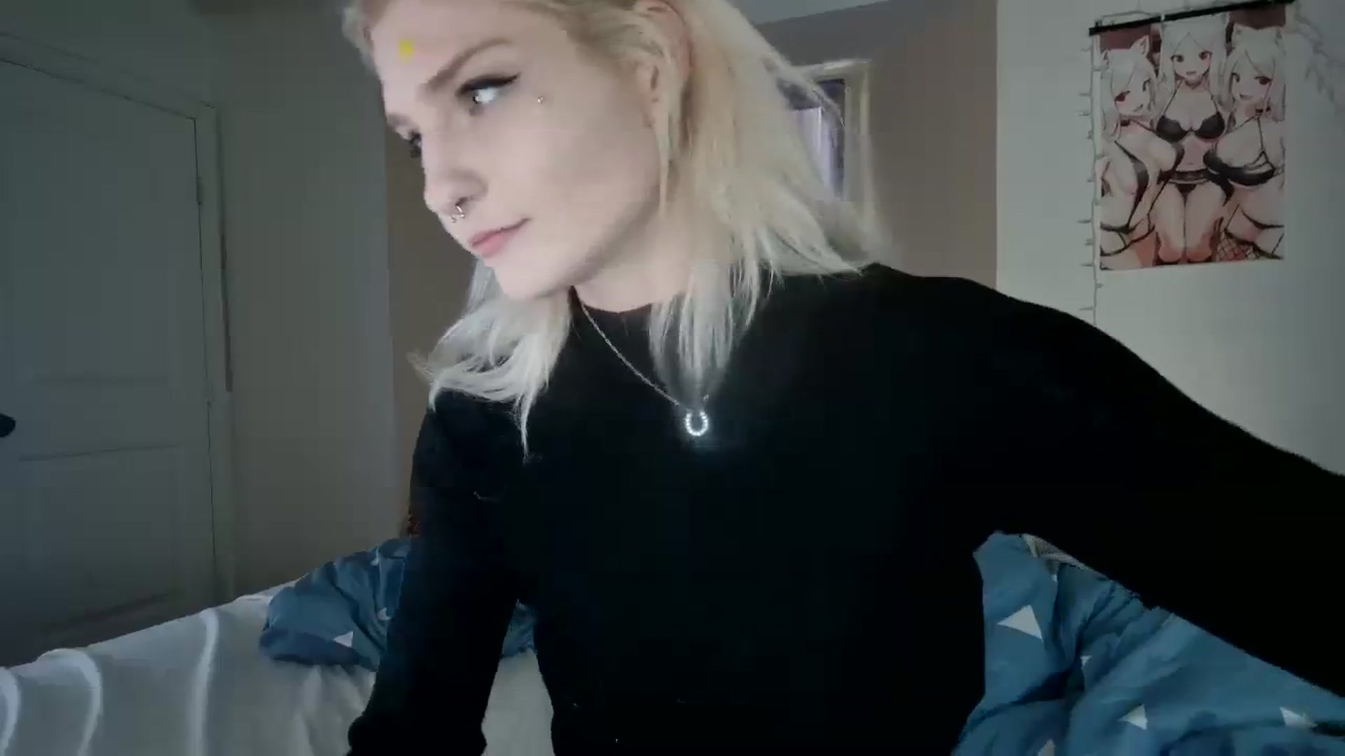 Gallery image thumbnail from DuckChan0's myfreecams stream on, 11/28/2023, 18:39 image 16 of 20