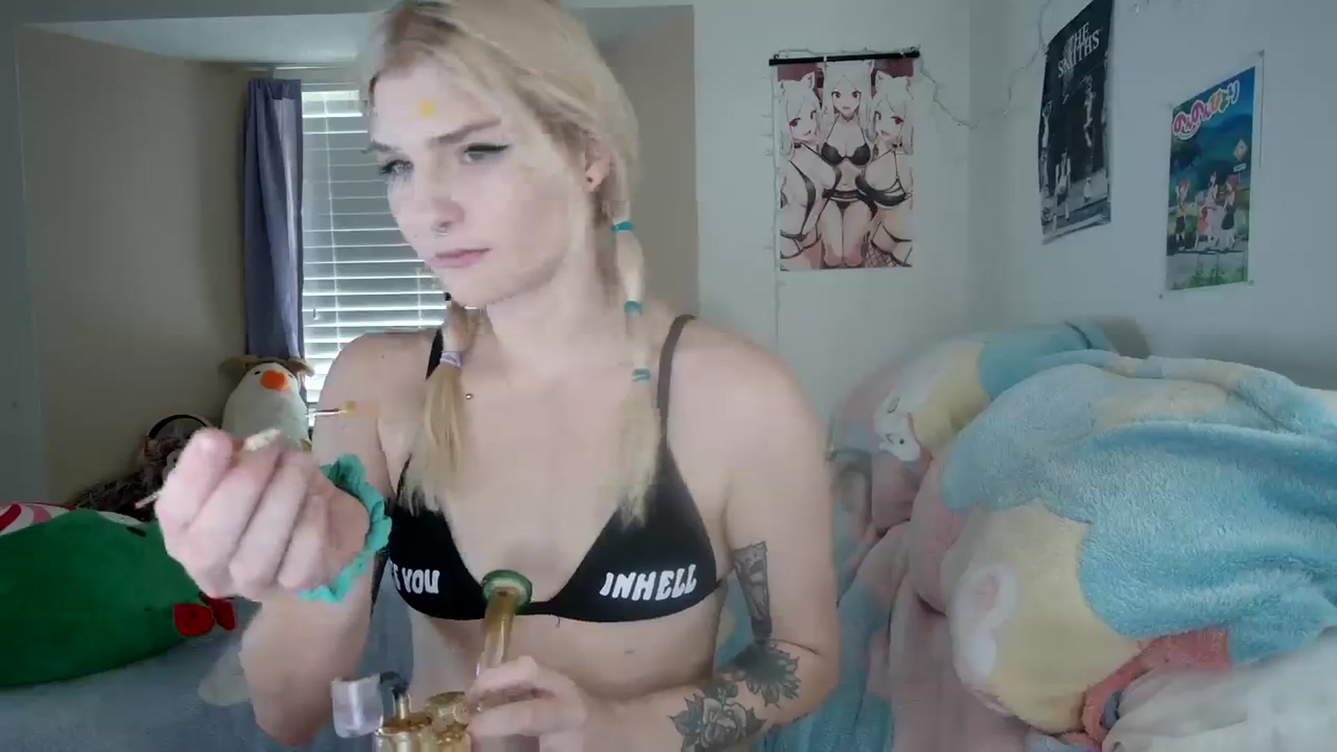Gallery image thumbnail from DuckChan0's myfreecams stream on, 12/12/2023, 18:00 image 7 of 20