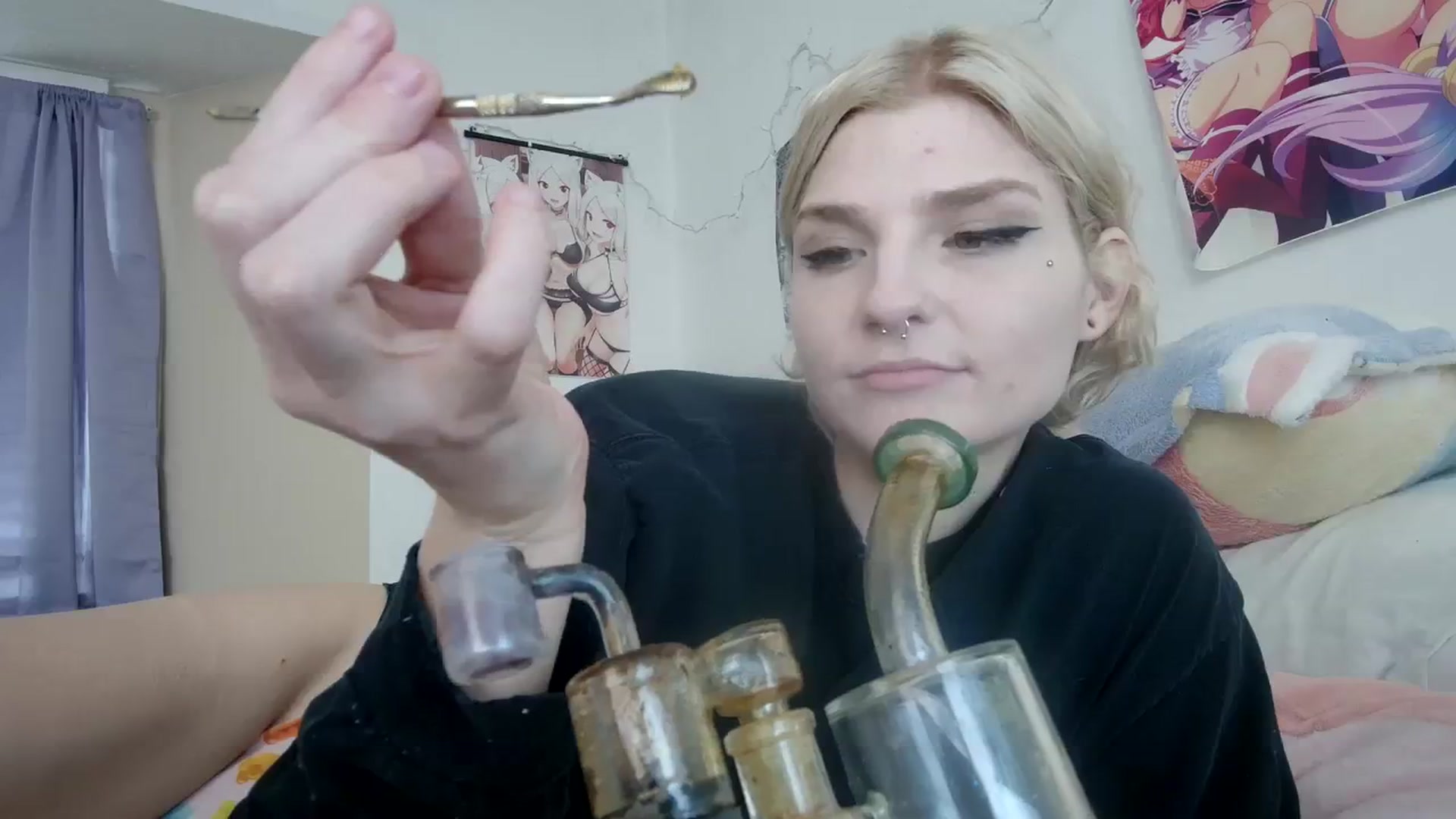 Gallery image thumbnail from DuckChan0's myfreecams stream on, 12/13/2023, 16:21 image 8 of 20
