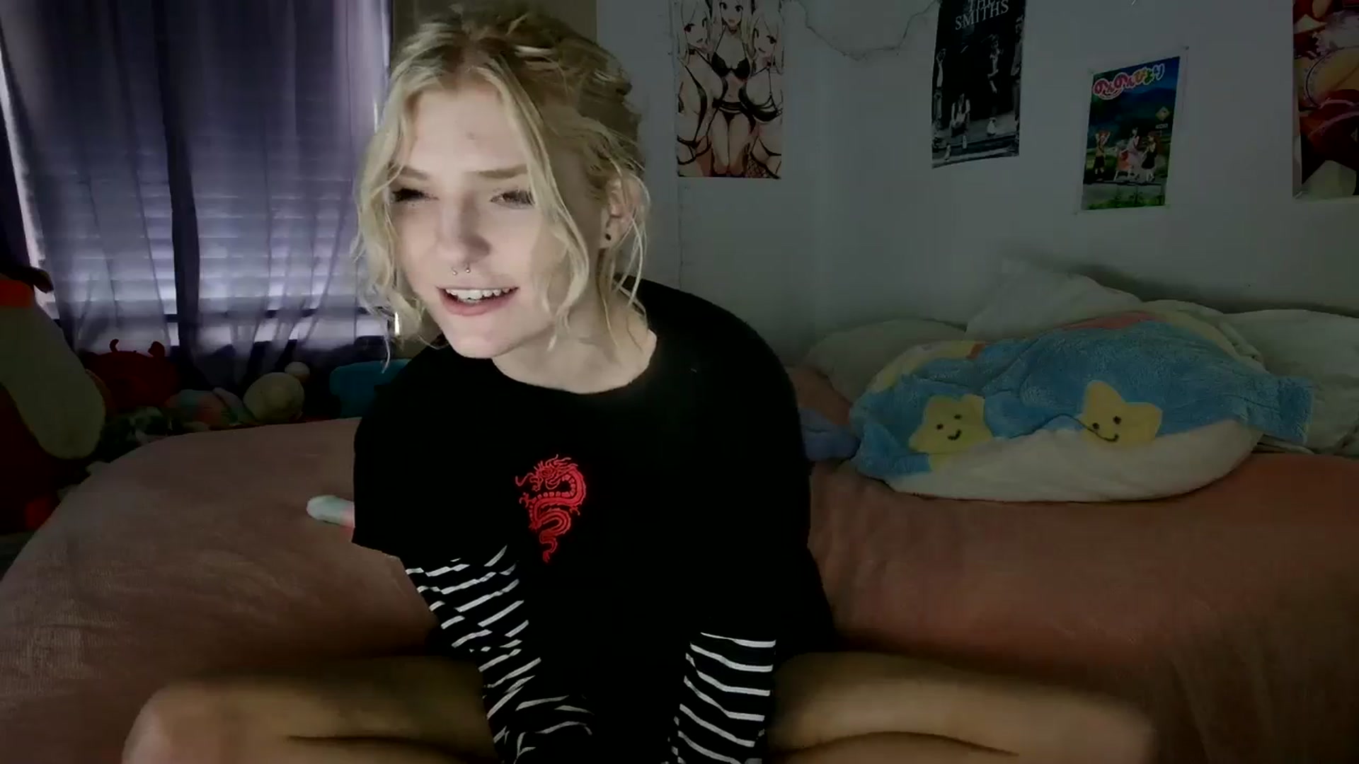 Gallery image thumbnail from DuckChan0's myfreecams stream on, 12/14/2023, 18:09 image 7 of 20