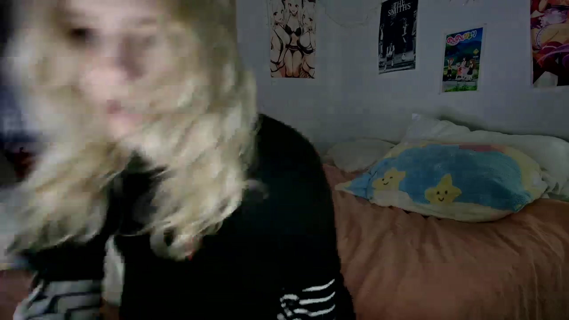 Gallery image thumbnail from DuckChan0's myfreecams stream on, 12/14/2023, 18:09 image 15 of 20