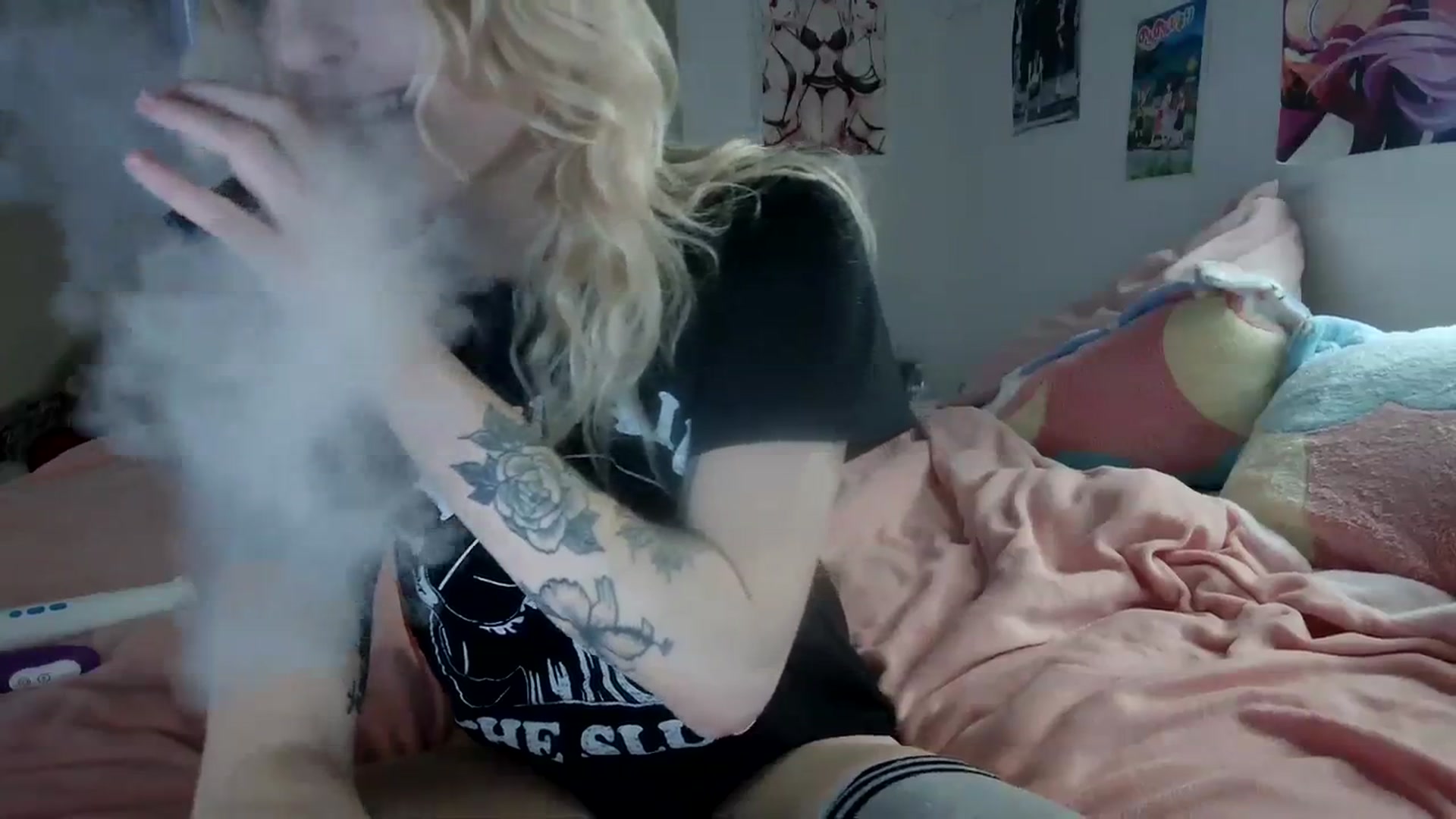Gallery image thumbnail from DuckChan0's myfreecams stream on, 12/27/2023, 16:53 image 7 of 20