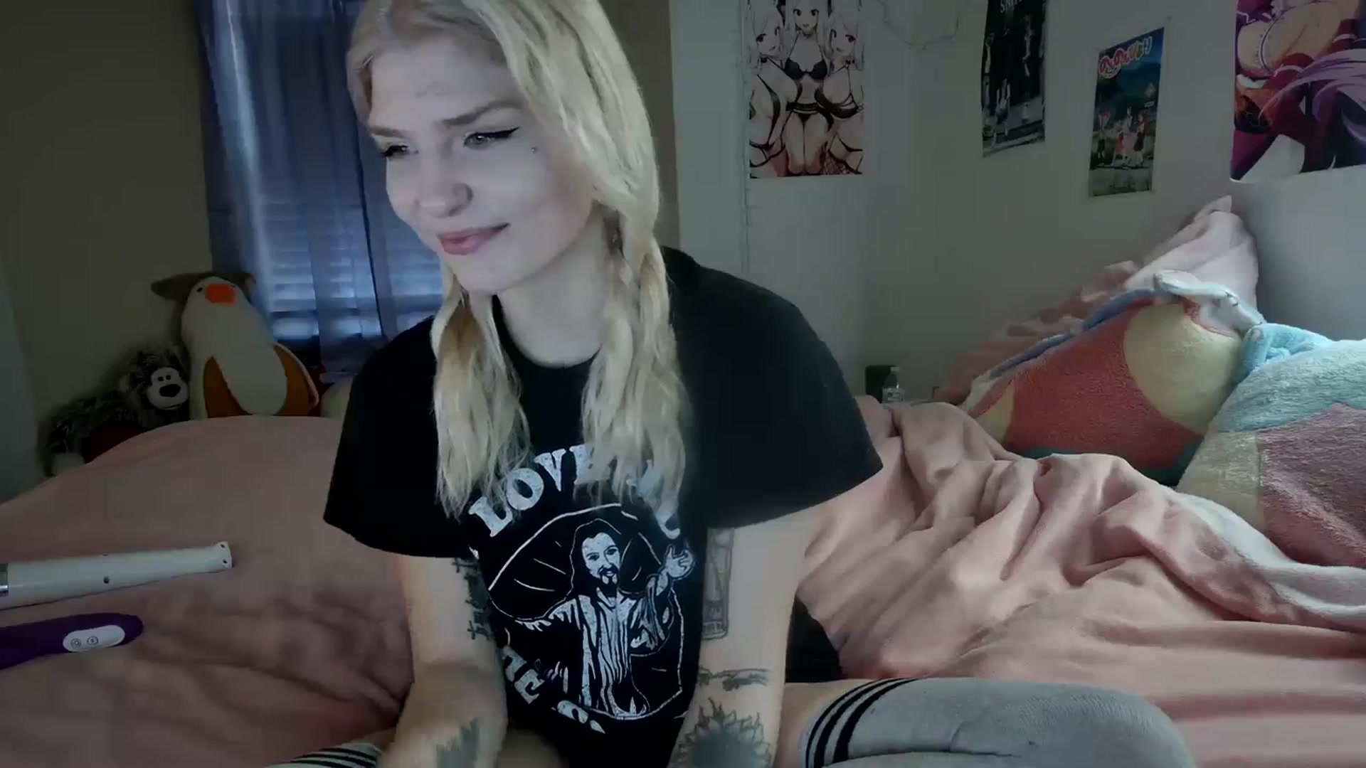 Gallery image thumbnail from DuckChan0's myfreecams stream on, 12/27/2023, 16:53 image 2 of 20