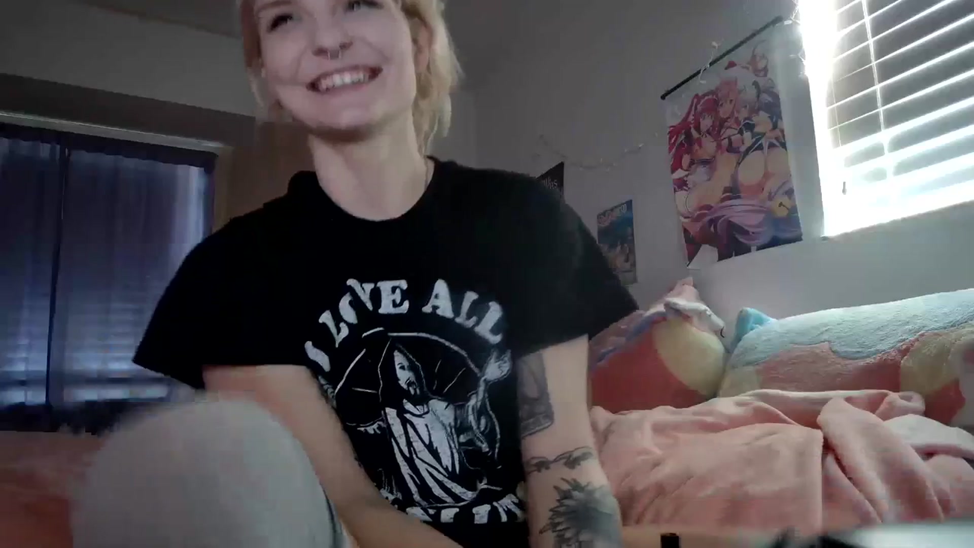 Gallery image thumbnail from DuckChan0's myfreecams stream on, 12/27/2023, 17:44 image 3 of 20