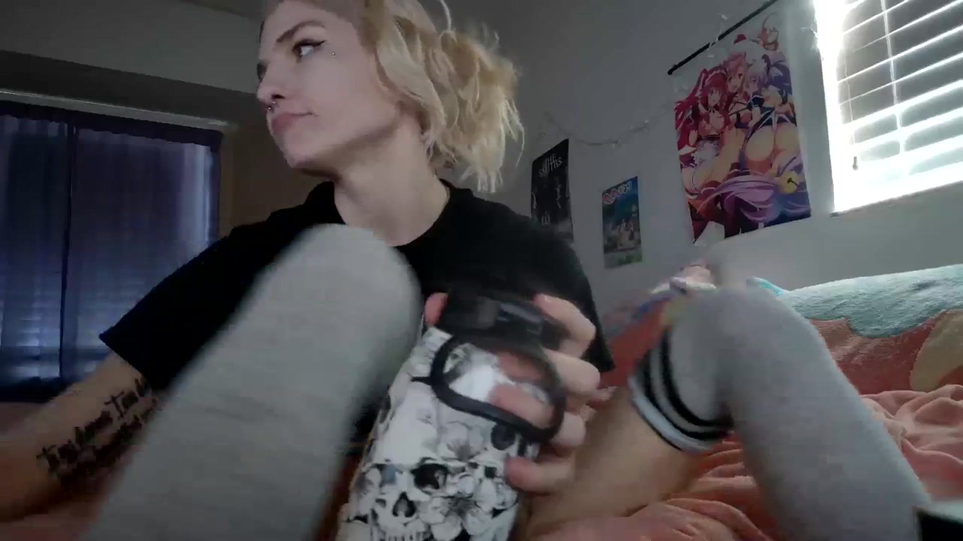Gallery image thumbnail from DuckChan0's myfreecams stream on, 12/27/2023, 17:44 image 13 of 20