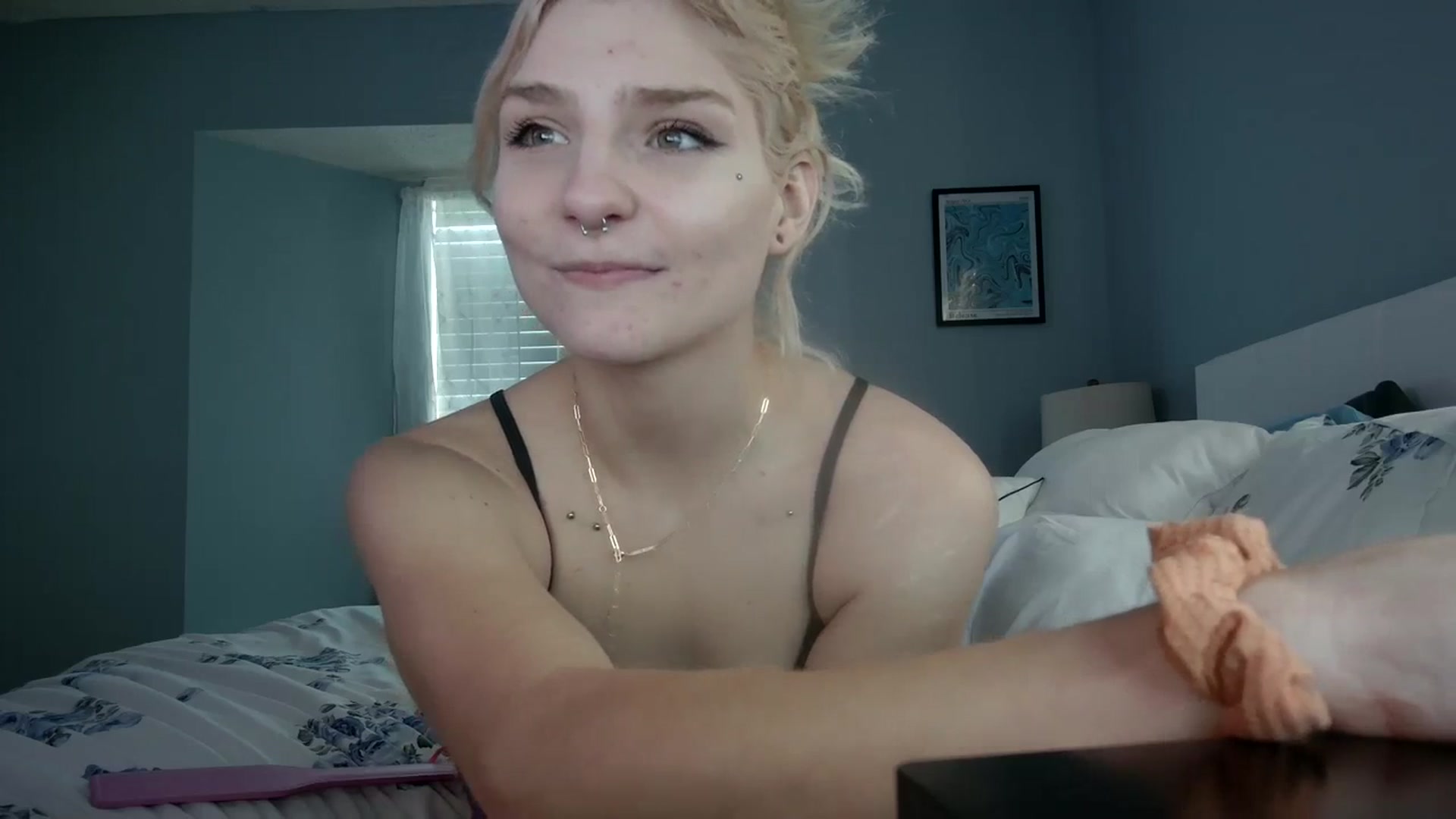 Gallery image thumbnail from DuckChan0's myfreecams stream on, 01/02/2024, 15:24 image 10 of 20