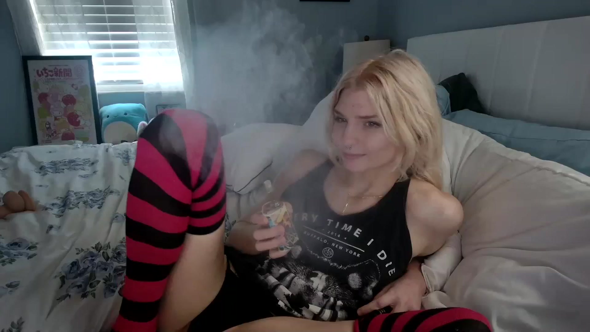 Gallery image thumbnail from DuckChan0's myfreecams stream on, 01/02/2024, 17:13 image 9 of 20