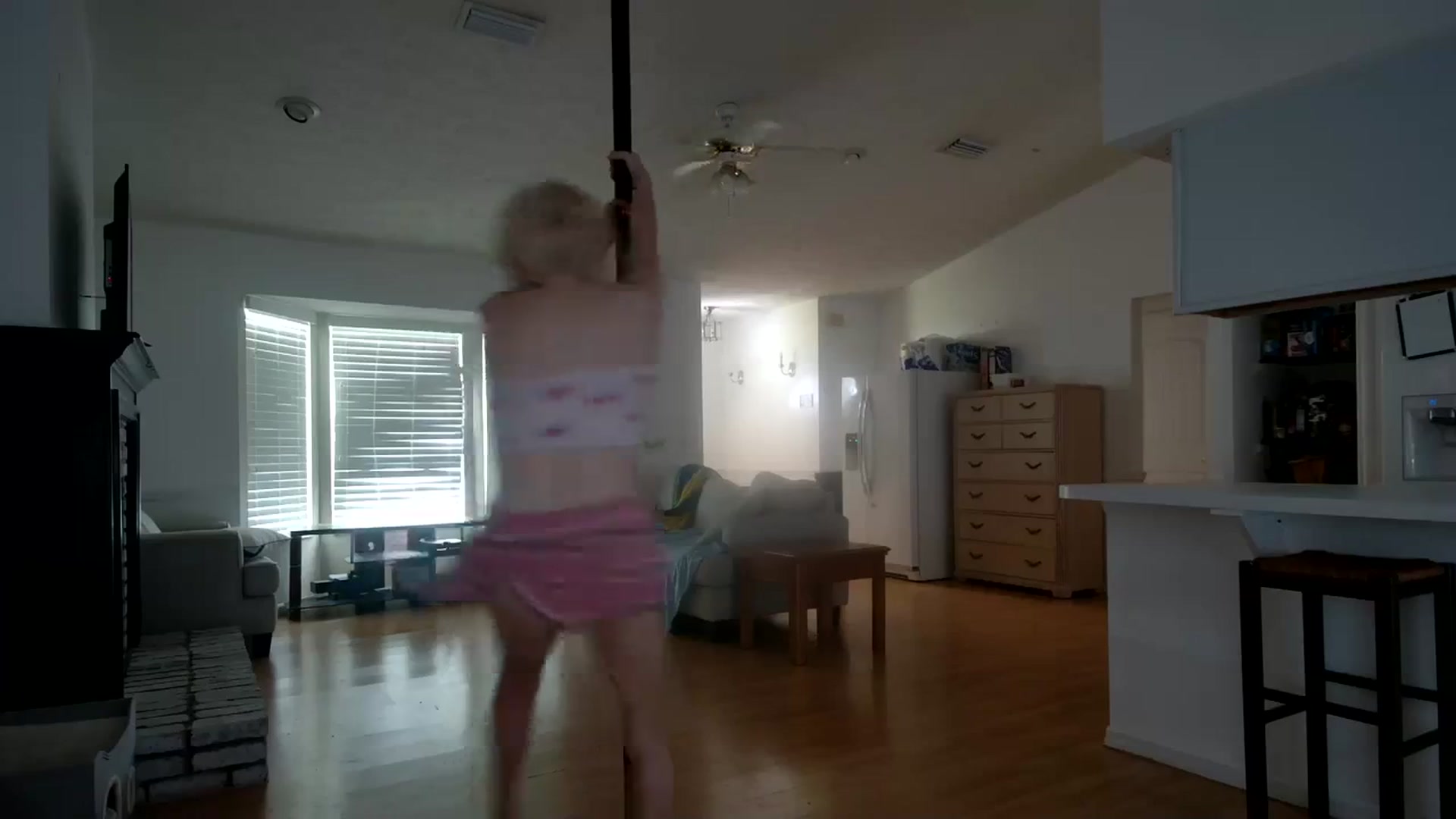 Gallery image thumbnail from DuckChan0's myfreecams stream on, 01/03/2024, 17:51 image 5 of 20