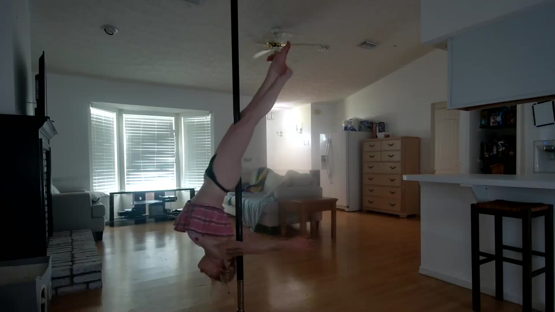 Gallery image thumbnail from DuckChan0's myfreecams stream on, 01/03/2024, 17:51 image 3 of 20