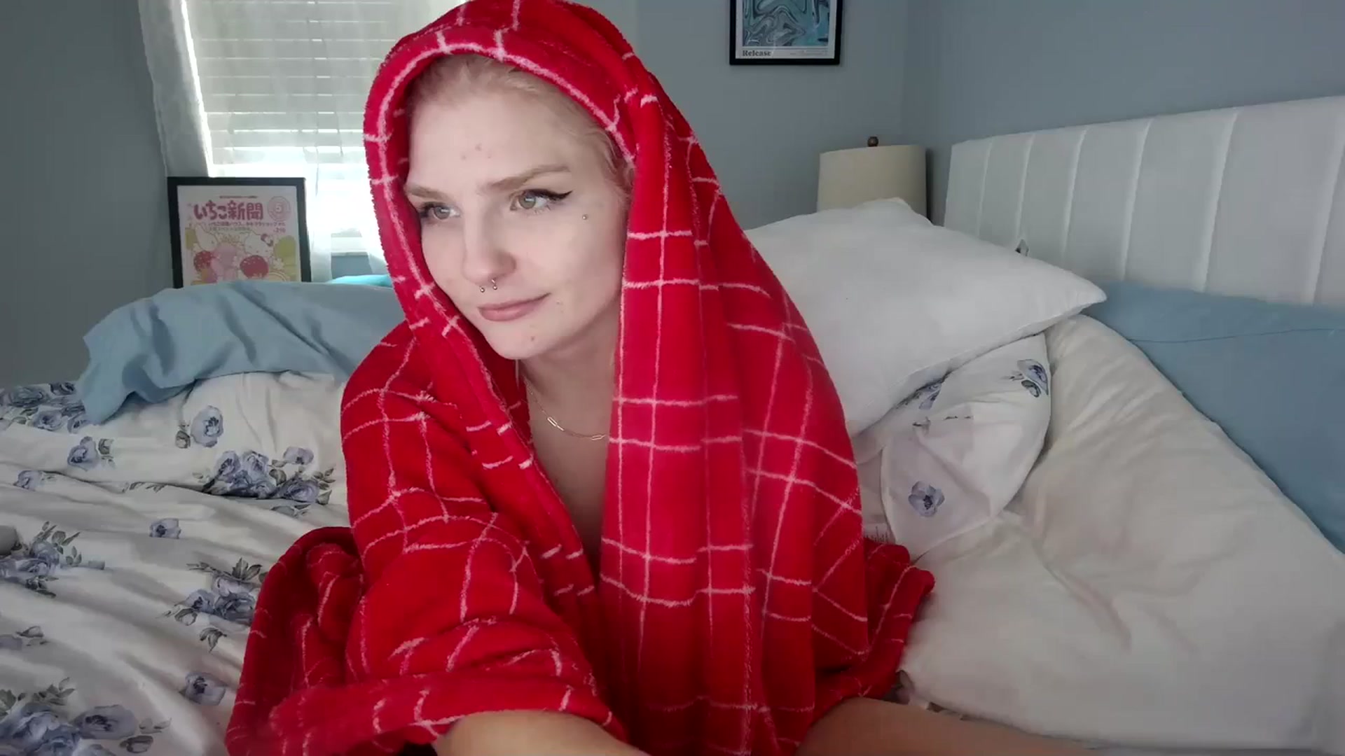 Gallery image thumbnail from DuckChan0's myfreecams stream on, 01/03/2024, 20:37 image 1 of 20