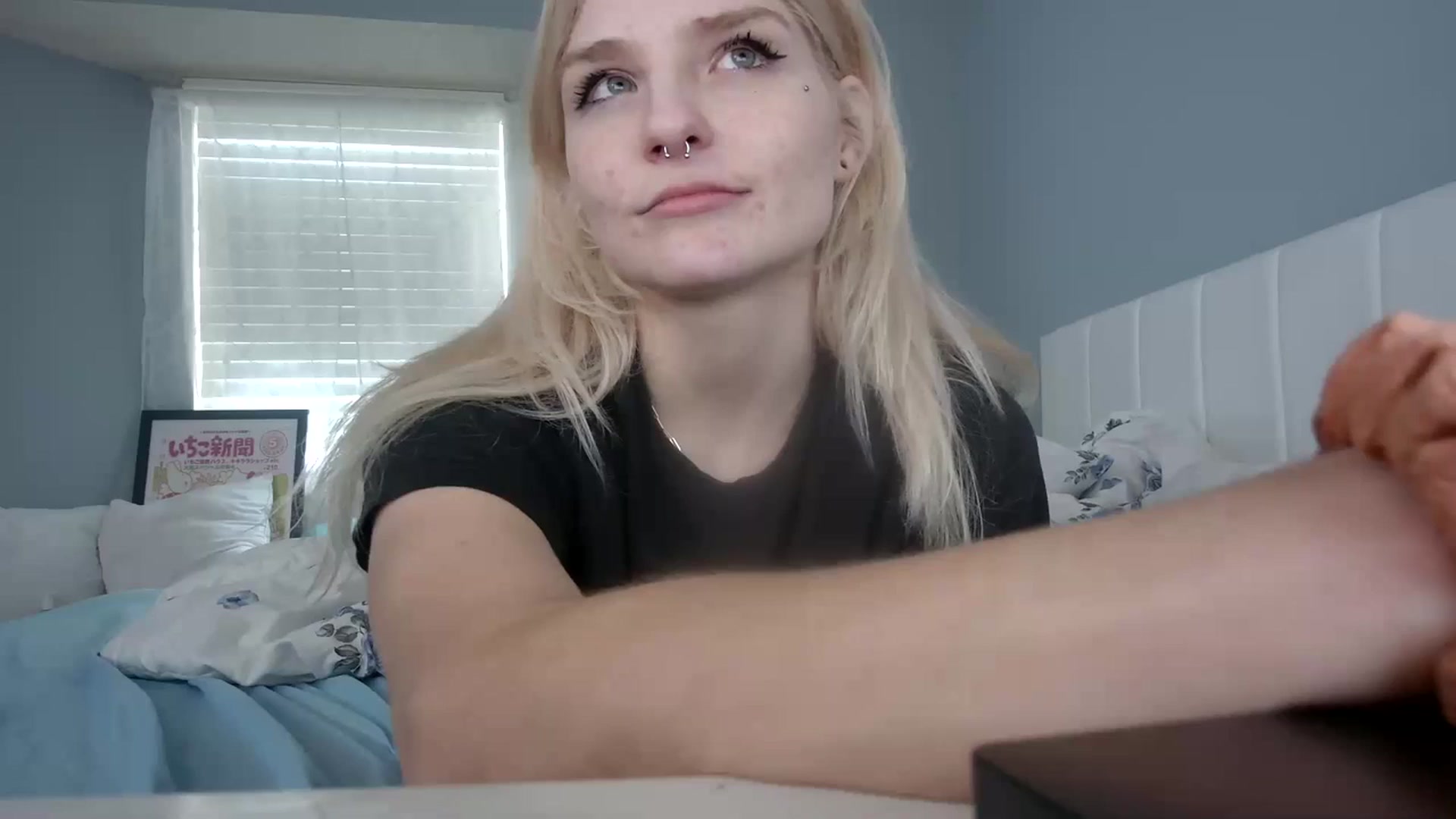 Gallery image thumbnail from DuckChan0's myfreecams stream on, 01/04/2024, 20:11 image 12 of 20