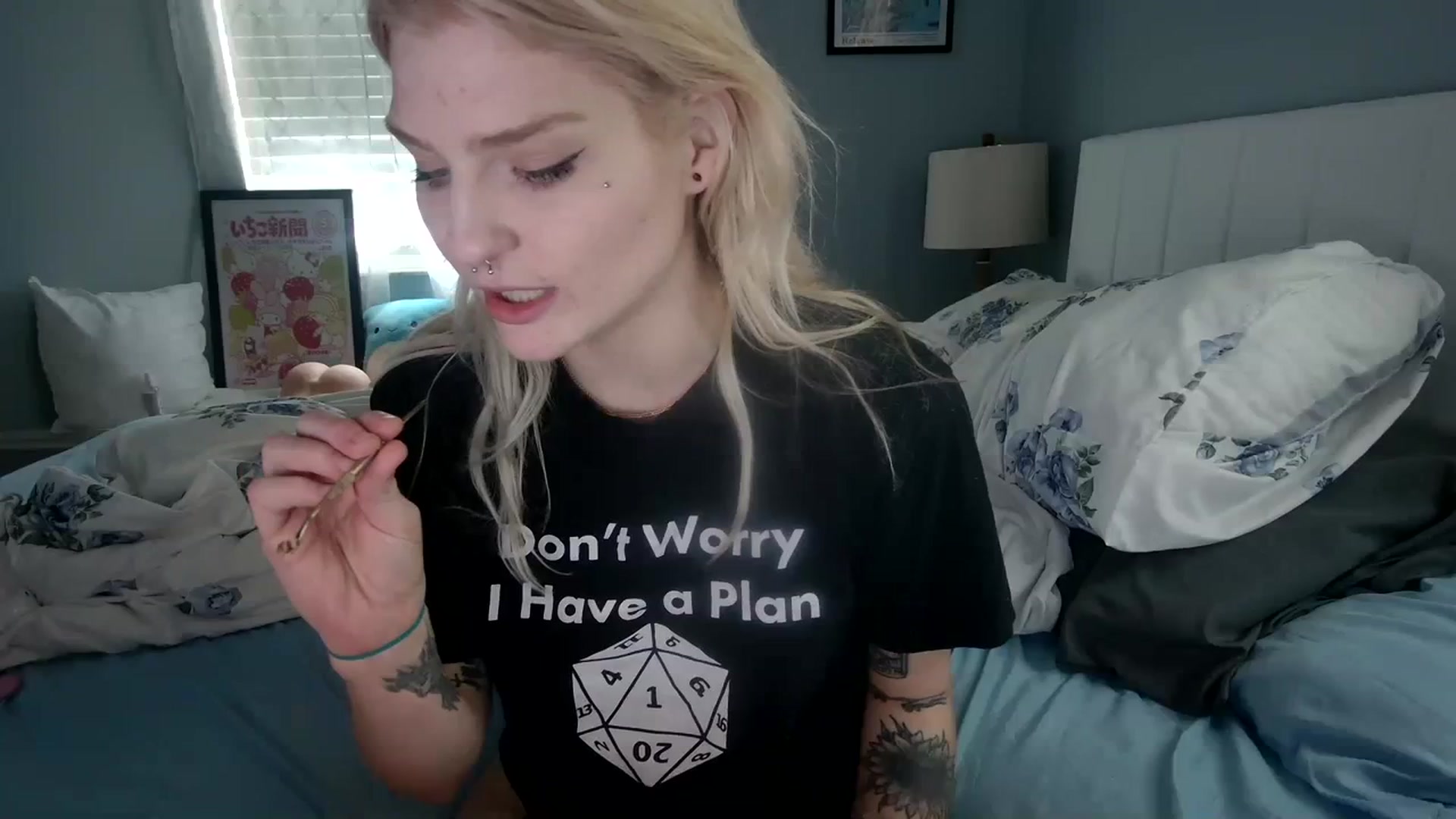 Gallery image thumbnail from DuckChan0's myfreecams stream on, 01/05/2024, 17:32 image 10 of 20