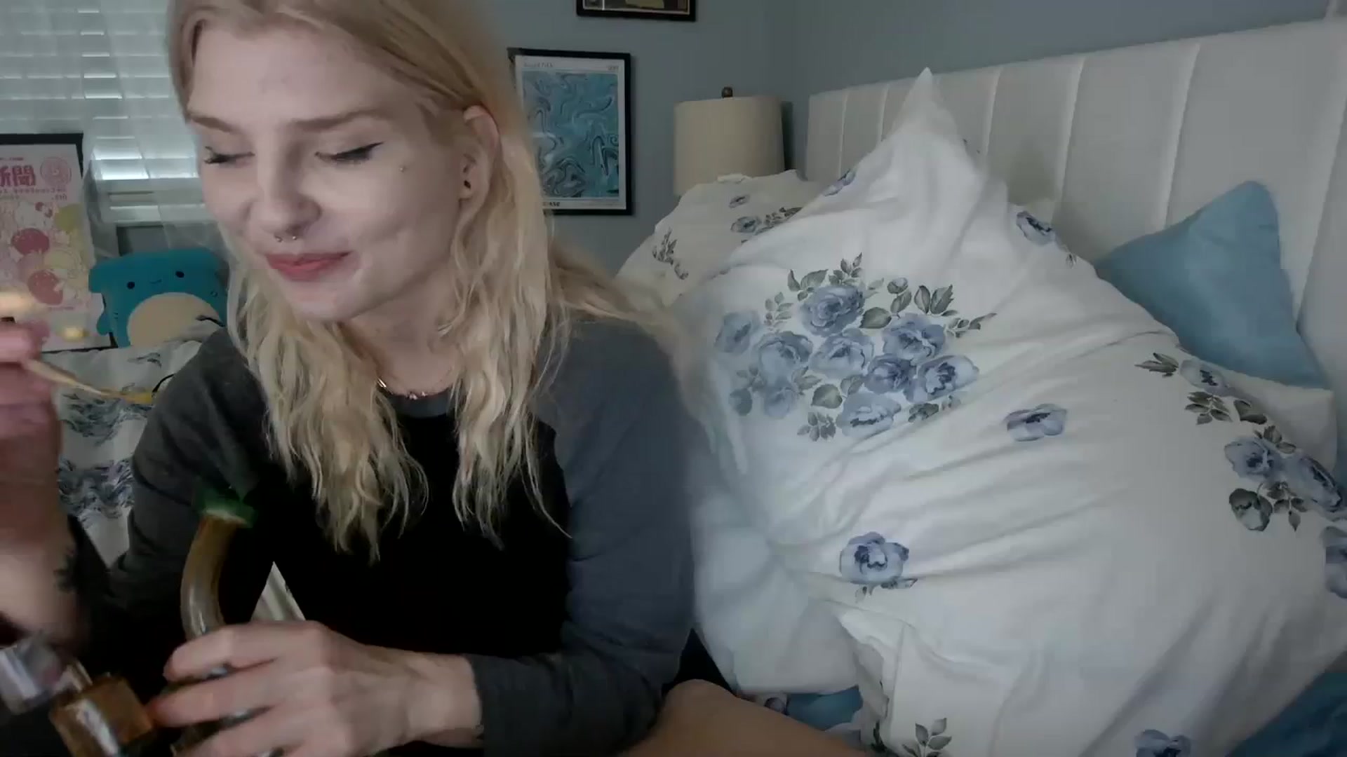 Gallery image thumbnail from DuckChan0's myfreecams stream on, 01/08/2024, 20:30 image 10 of 20