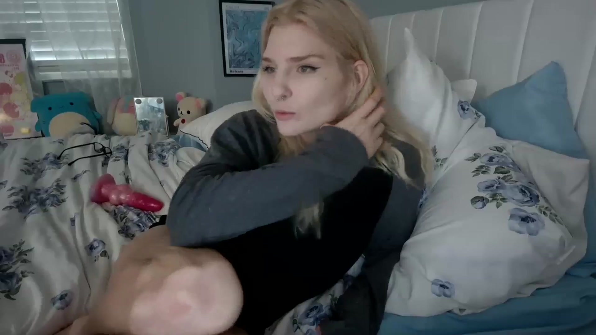 Gallery image thumbnail from DuckChan0's myfreecams stream on, 01/08/2024, 20:30 image 4 of 20