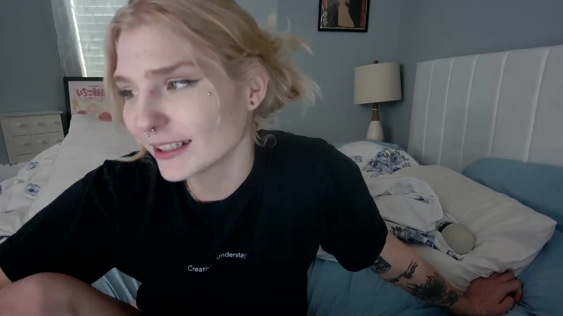 Gallery image thumbnail from DuckChan0's myfreecams stream on, 01/09/2024, 20:18 image 20 of 20