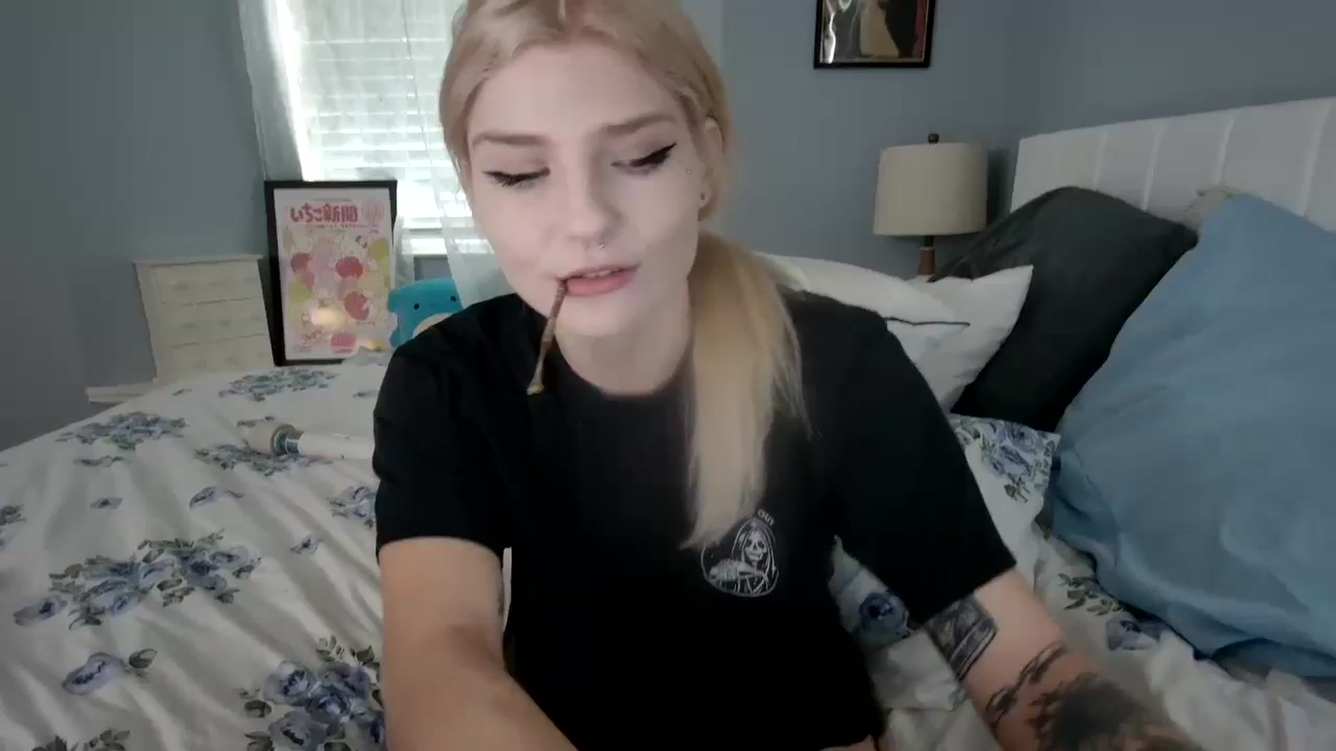 Gallery image thumbnail from DuckChan0's myfreecams stream on, 01/16/2024, 17:08 image 1 of 20