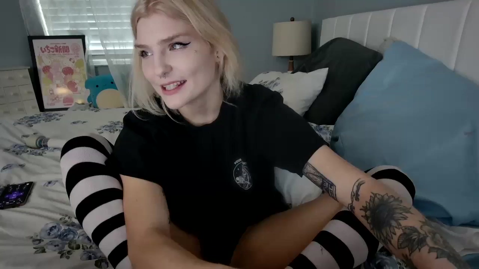 Gallery image thumbnail from DuckChan0's myfreecams stream on, 01/16/2024, 17:08 image 17 of 20