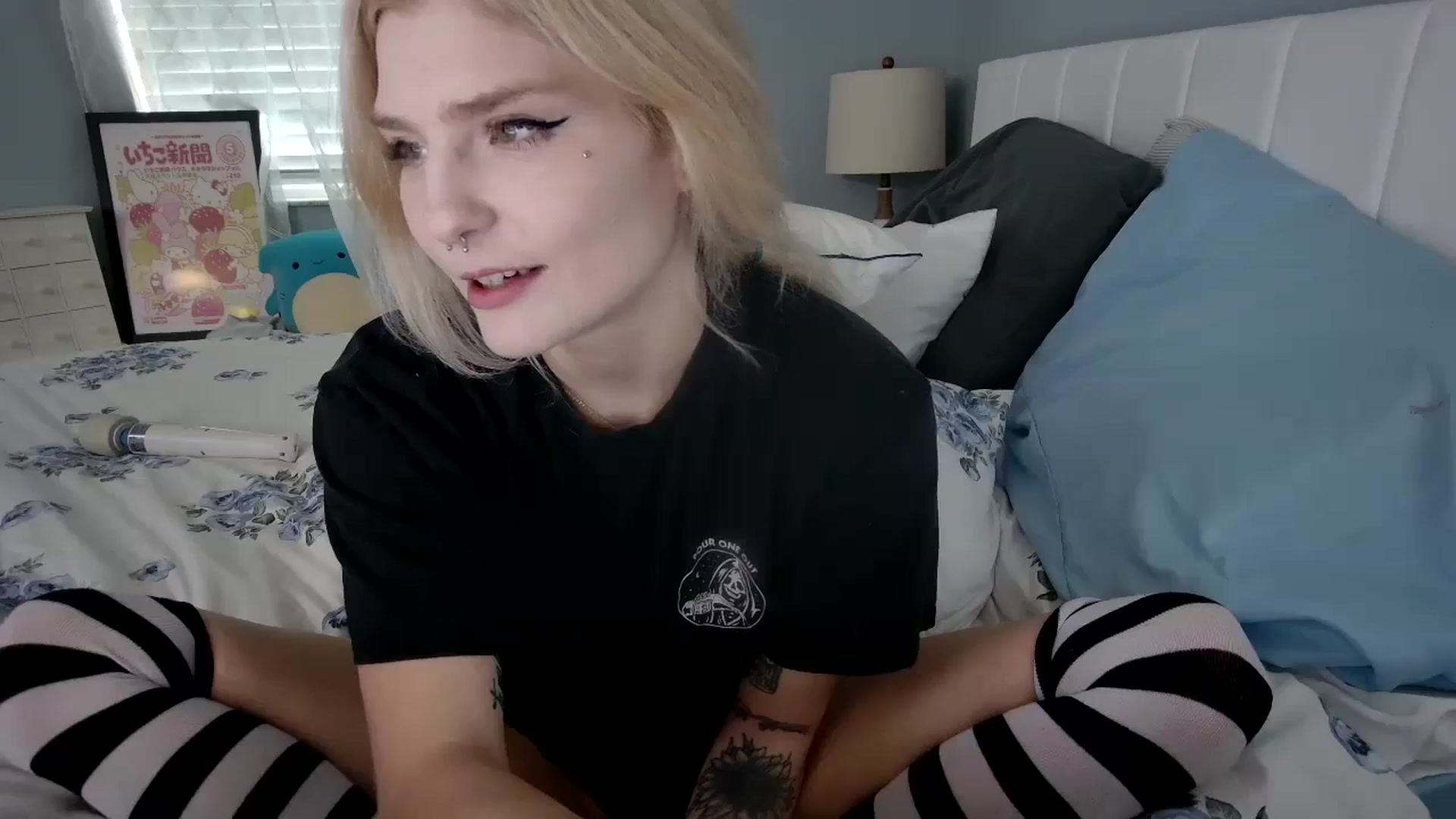 Gallery image thumbnail from DuckChan0's myfreecams stream on, 01/16/2024, 17:08 image 7 of 20
