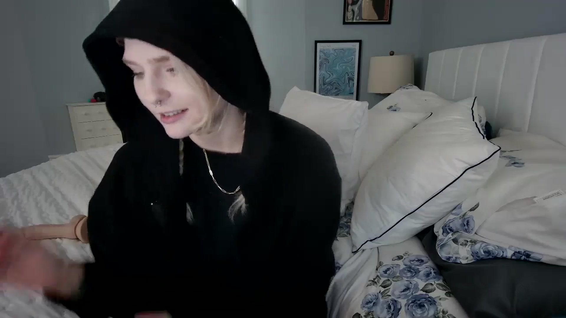 Gallery image thumbnail from DuckChan0's myfreecams stream on, 01/18/2024, 16:20 image 10 of 20