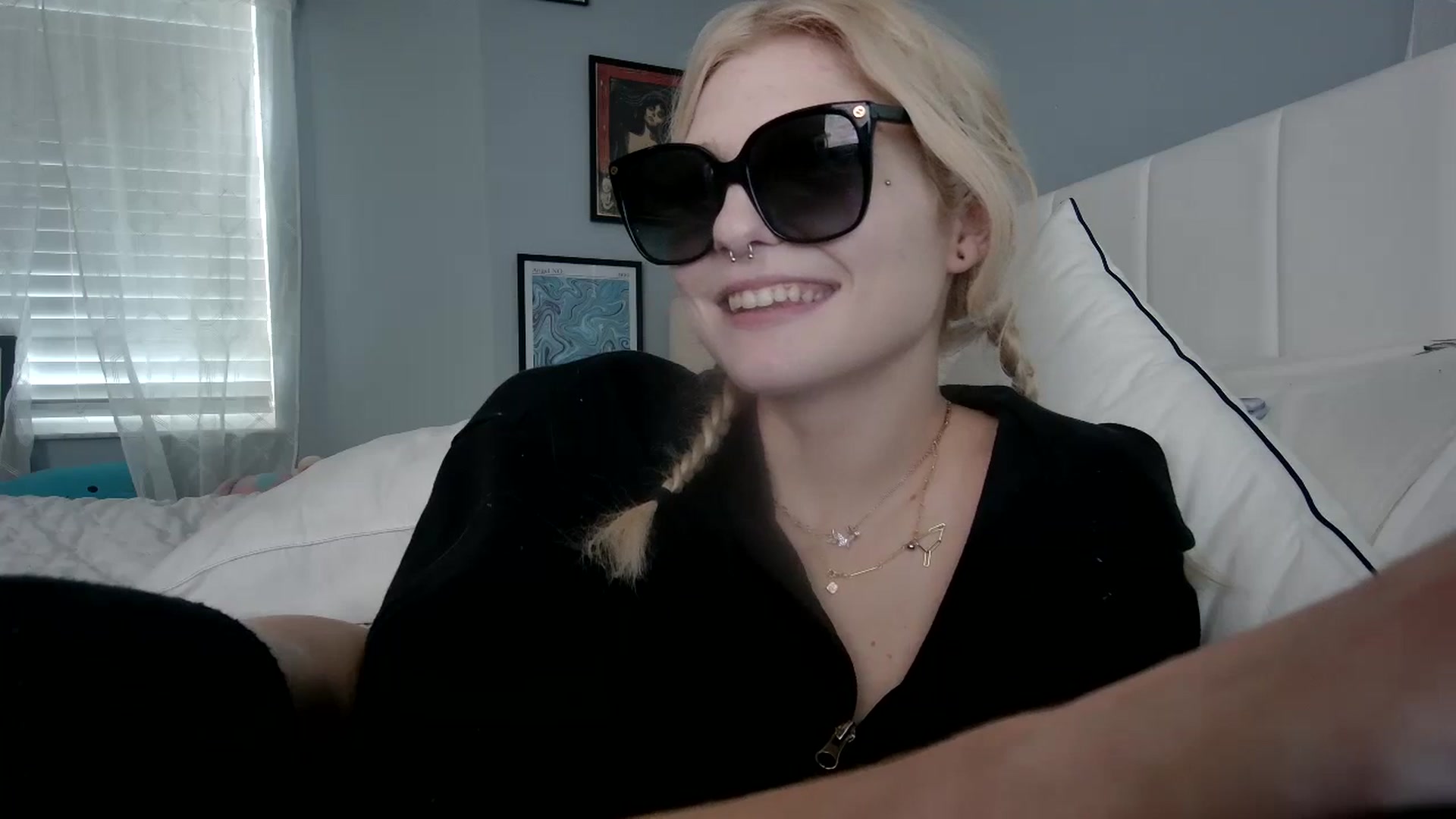 Gallery image thumbnail from DuckChan0's myfreecams stream on, 01/18/2024, 19:26 image 12 of 20