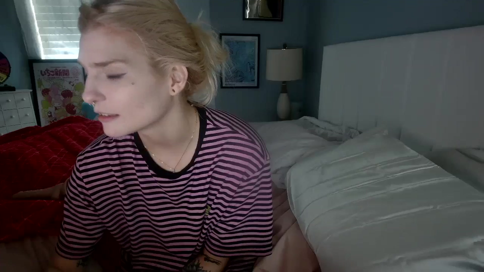 Gallery image thumbnail from DuckChan0's myfreecams stream on, 01/25/2024, 18:54 image 11 of 20