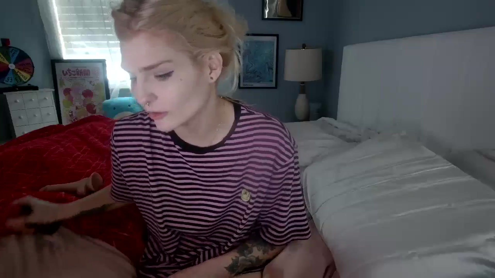 Gallery image thumbnail from DuckChan0's myfreecams stream on, 01/25/2024, 18:54 image 4 of 20