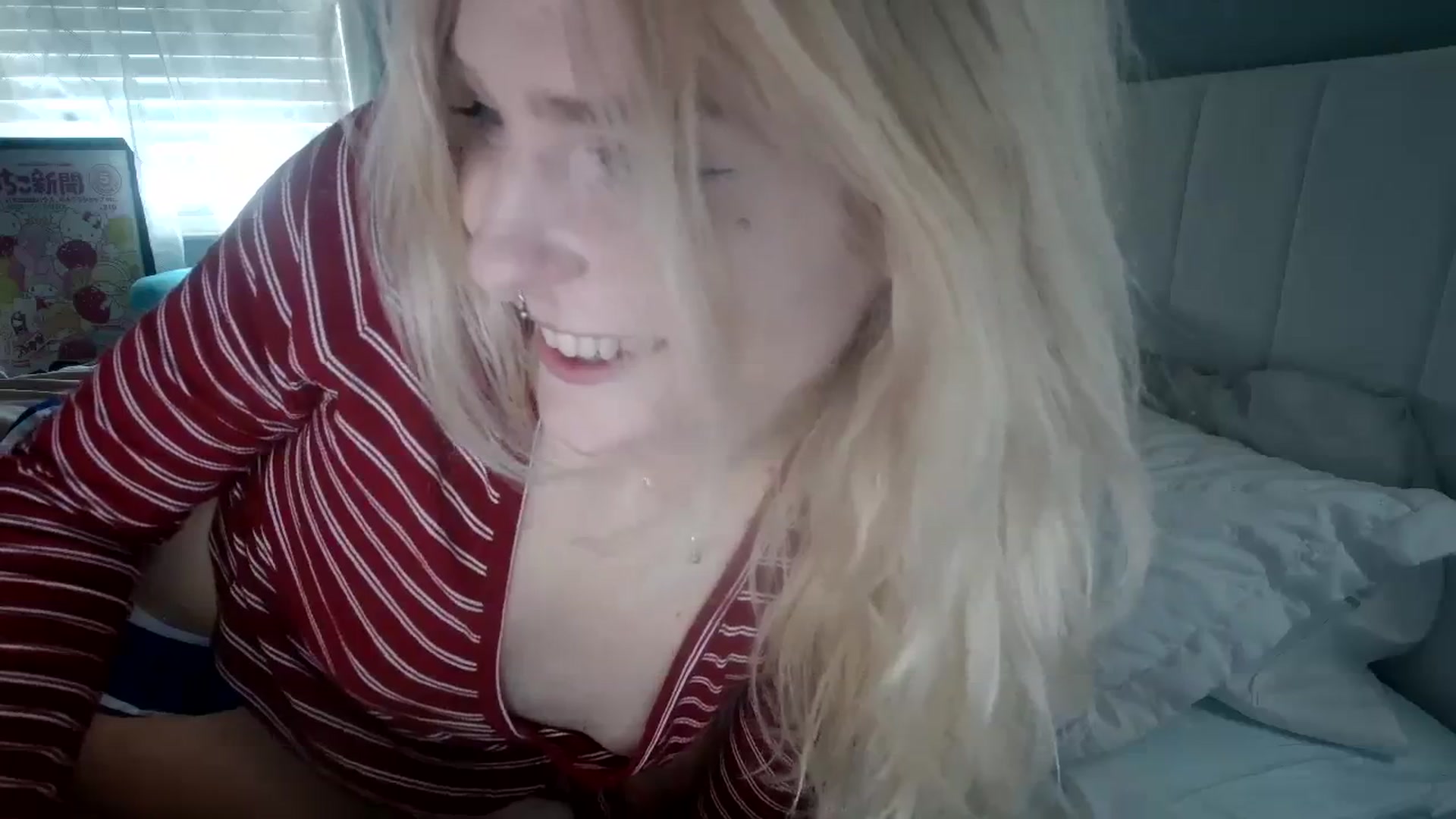 Gallery image thumbnail from DuckChan0's myfreecams stream on, 01/26/2024, 16:18 image 16 of 20