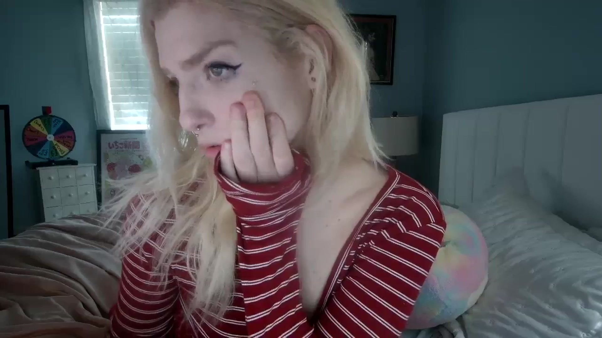 Gallery image thumbnail from DuckChan0's myfreecams stream on, 01/26/2024, 16:42 image 8 of 20