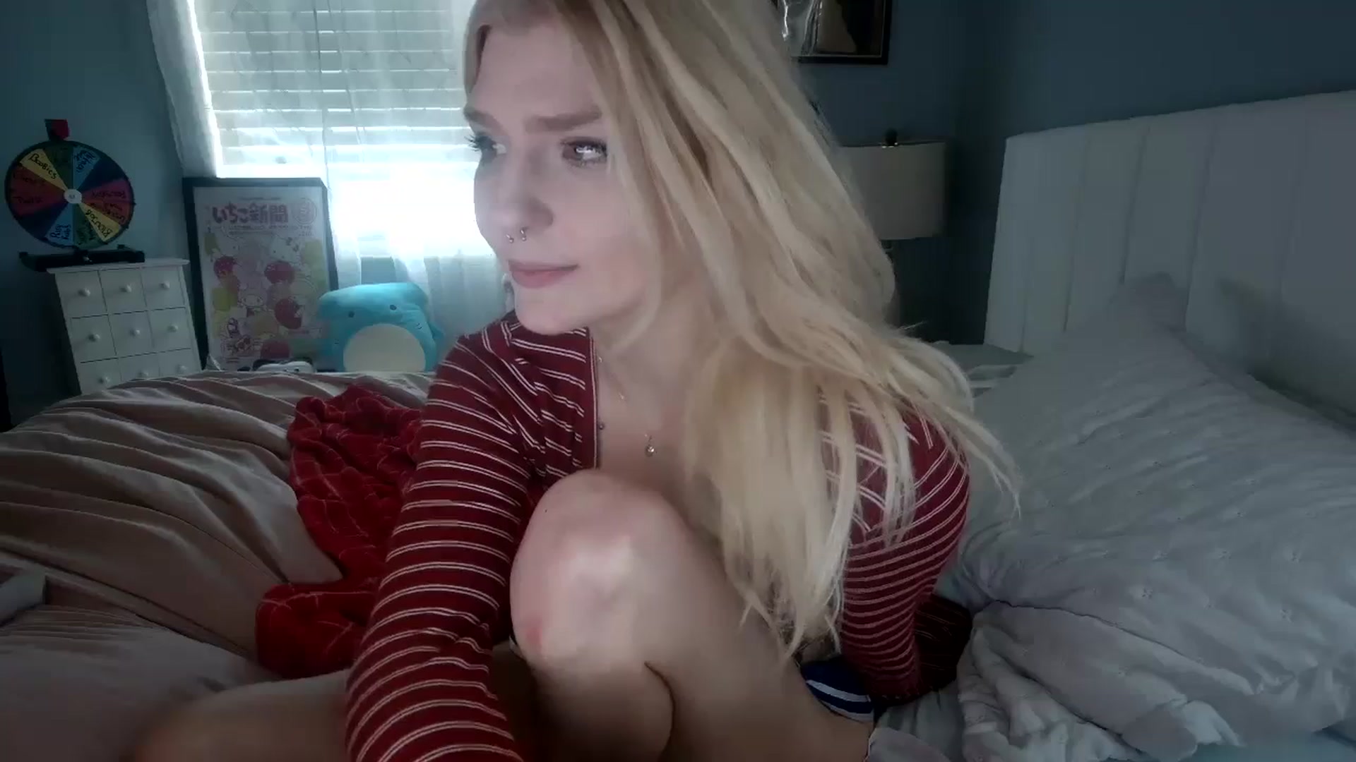 Gallery image thumbnail from DuckChan0's myfreecams stream on, 01/26/2024, 16:42 image 2 of 20