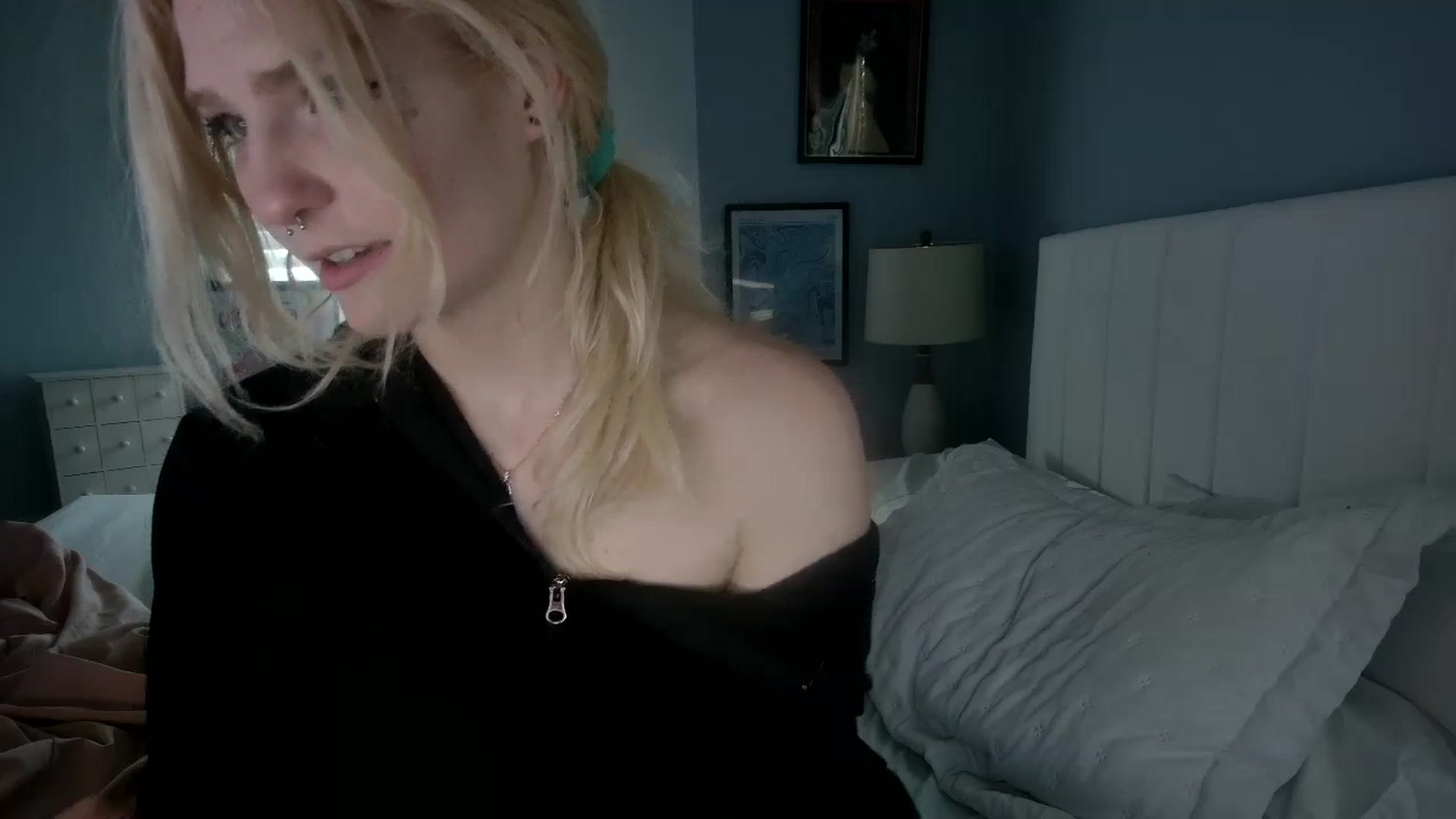 Gallery image thumbnail from DuckChan0's myfreecams stream on, 01/26/2024, 18:45 image 17 of 20