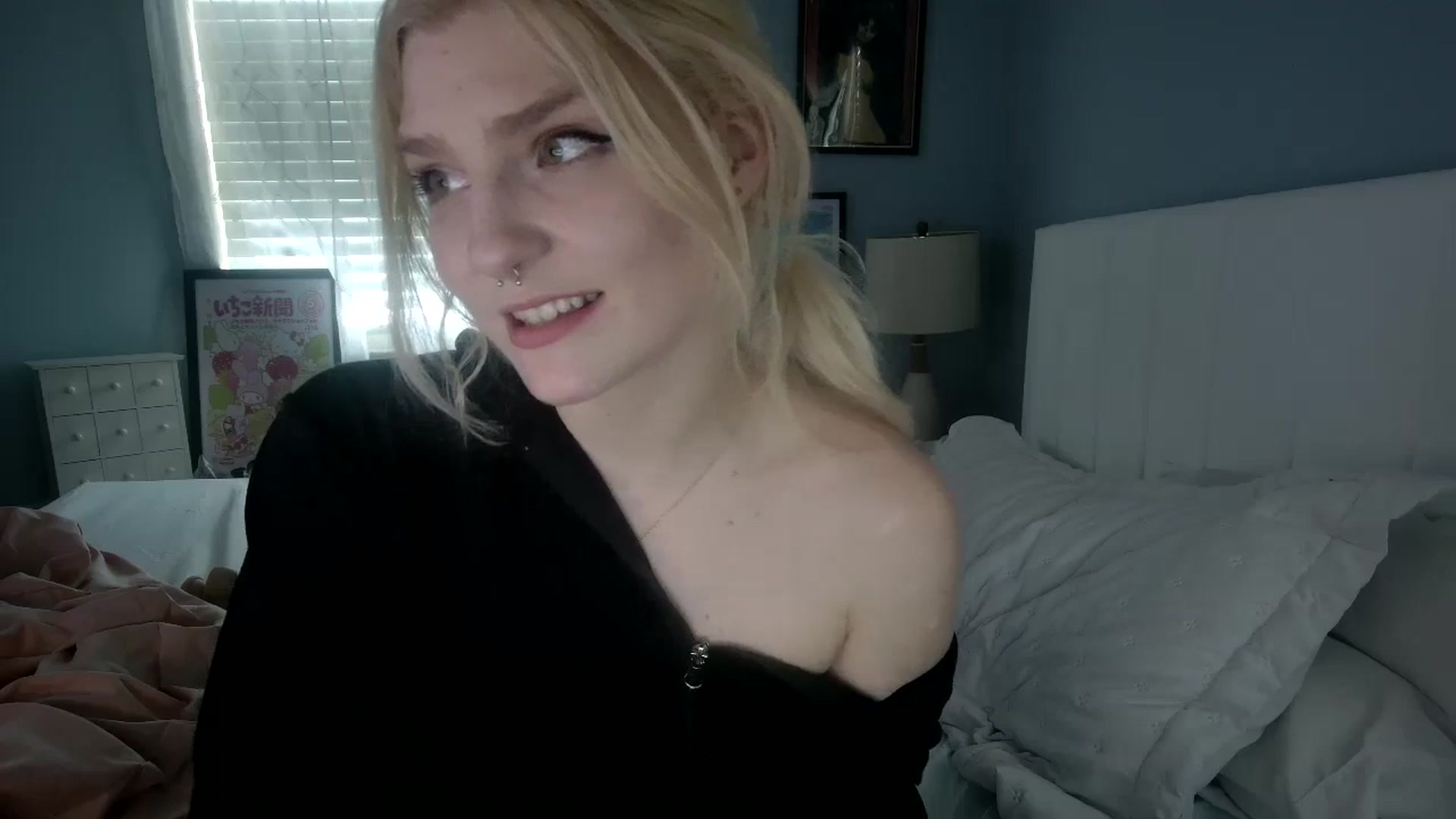 Gallery image thumbnail from DuckChan0's myfreecams stream on, 01/26/2024, 18:45 image 6 of 20