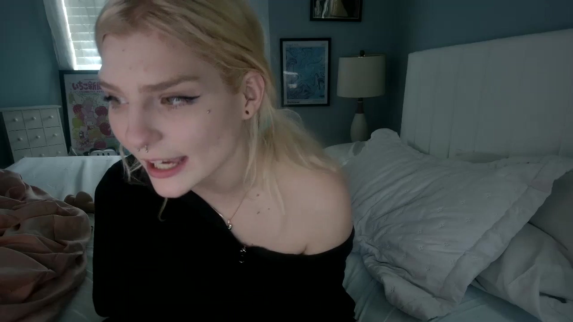 Gallery image thumbnail from DuckChan0's myfreecams stream on, 01/26/2024, 18:45 image 10 of 20