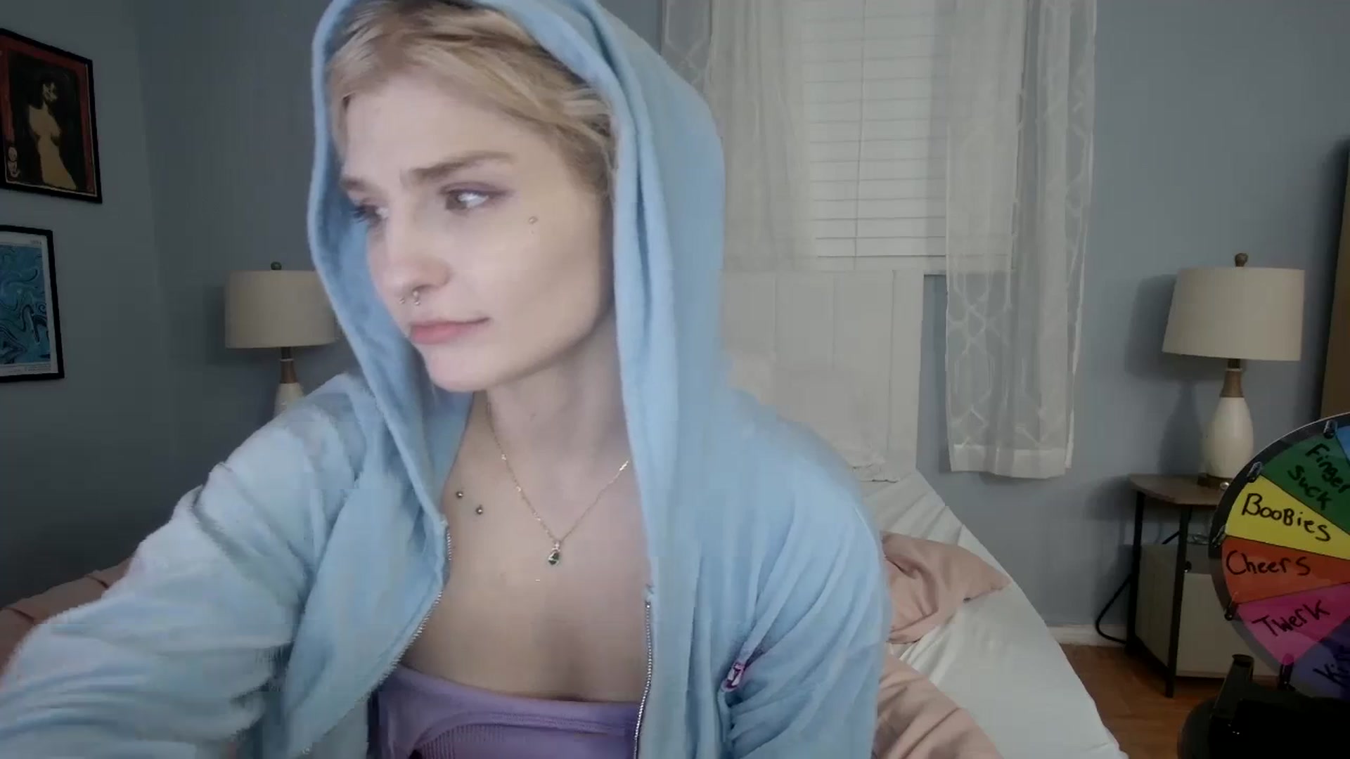 Gallery image thumbnail from DuckChan0's myfreecams stream on, 01/27/2024, 23:59 image 18 of 20